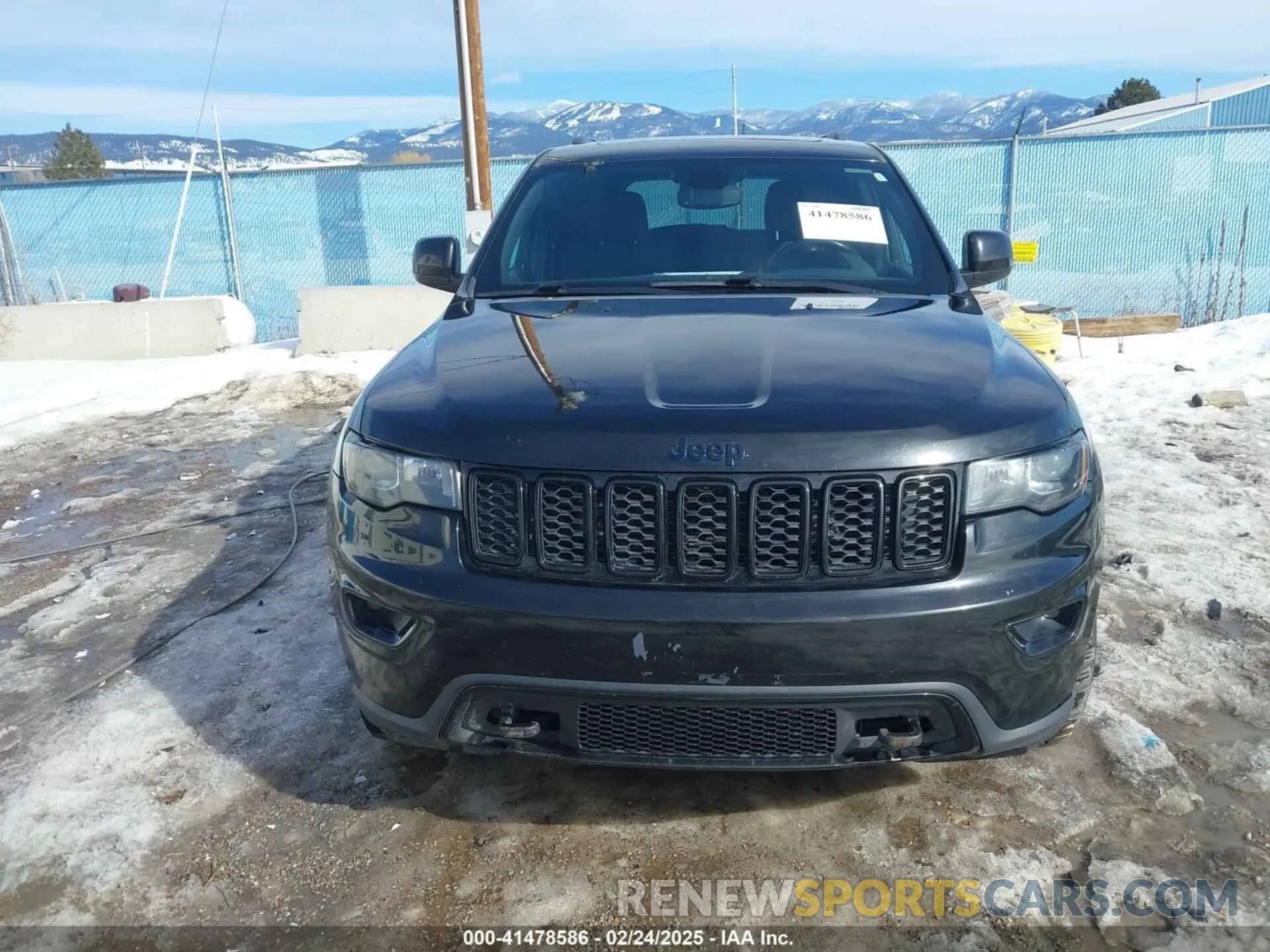 12 Photograph of a damaged car 1C4RJFAG9KC545246 JEEP GRAND CHEROKEE 2019