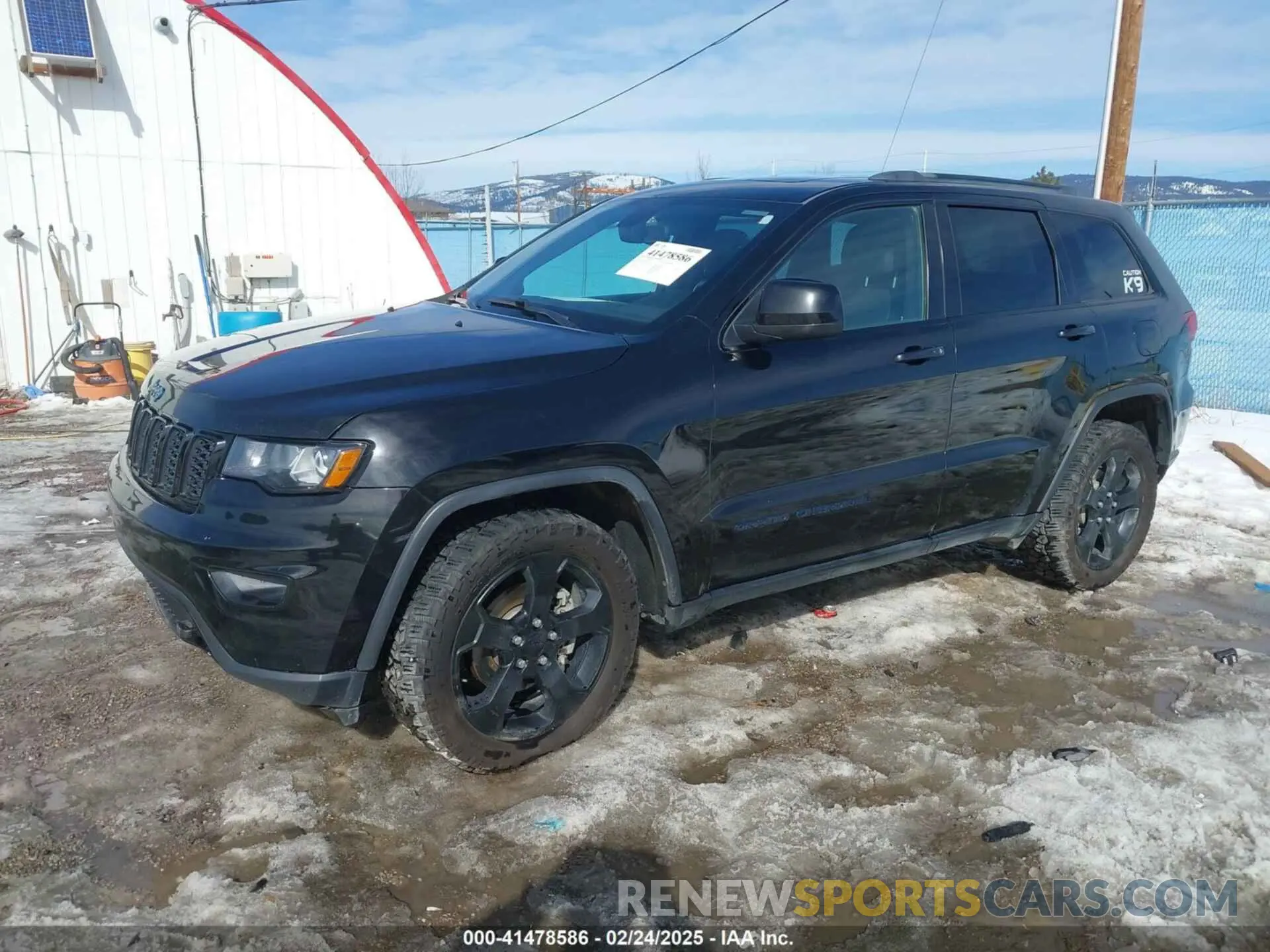 2 Photograph of a damaged car 1C4RJFAG9KC545246 JEEP GRAND CHEROKEE 2019
