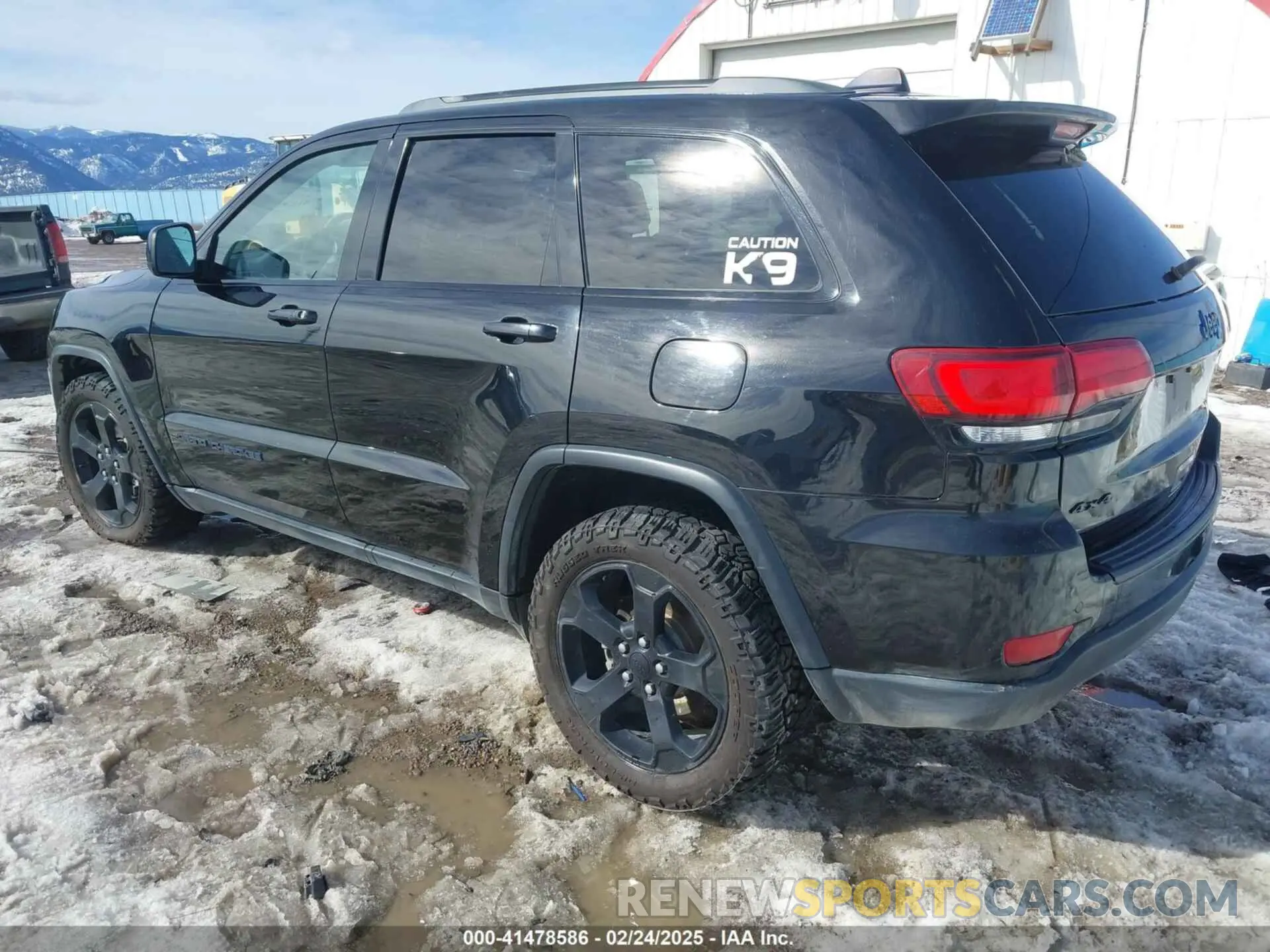 3 Photograph of a damaged car 1C4RJFAG9KC545246 JEEP GRAND CHEROKEE 2019