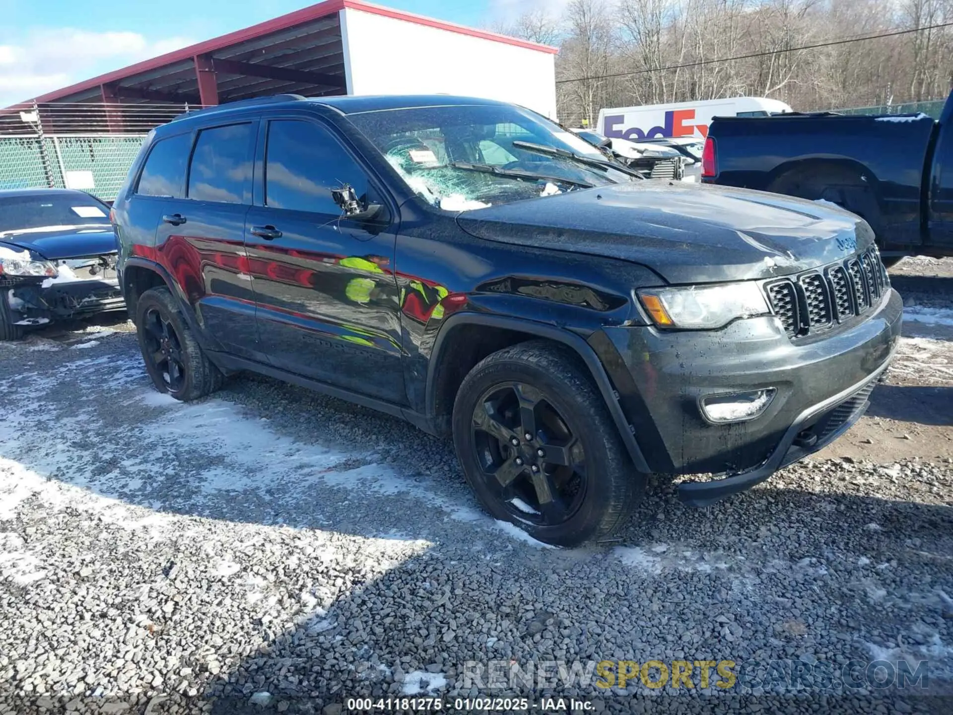 1 Photograph of a damaged car 1C4RJFAGXKC537978 JEEP GRAND CHEROKEE 2019