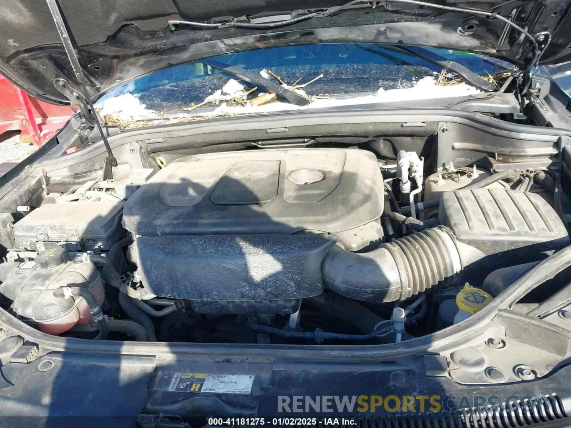 10 Photograph of a damaged car 1C4RJFAGXKC537978 JEEP GRAND CHEROKEE 2019