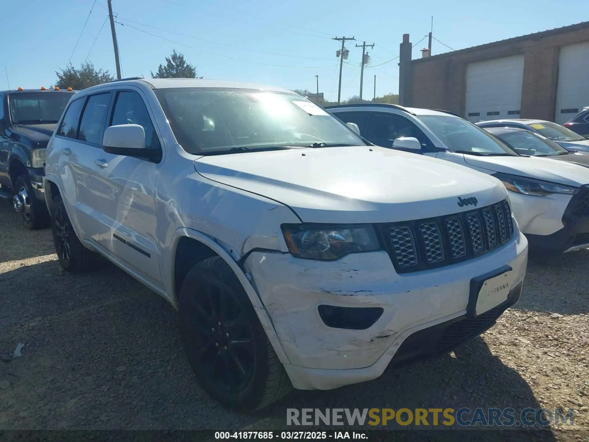 1 Photograph of a damaged car 1C4RJFAGXKC577977 JEEP GRAND CHEROKEE 2019
