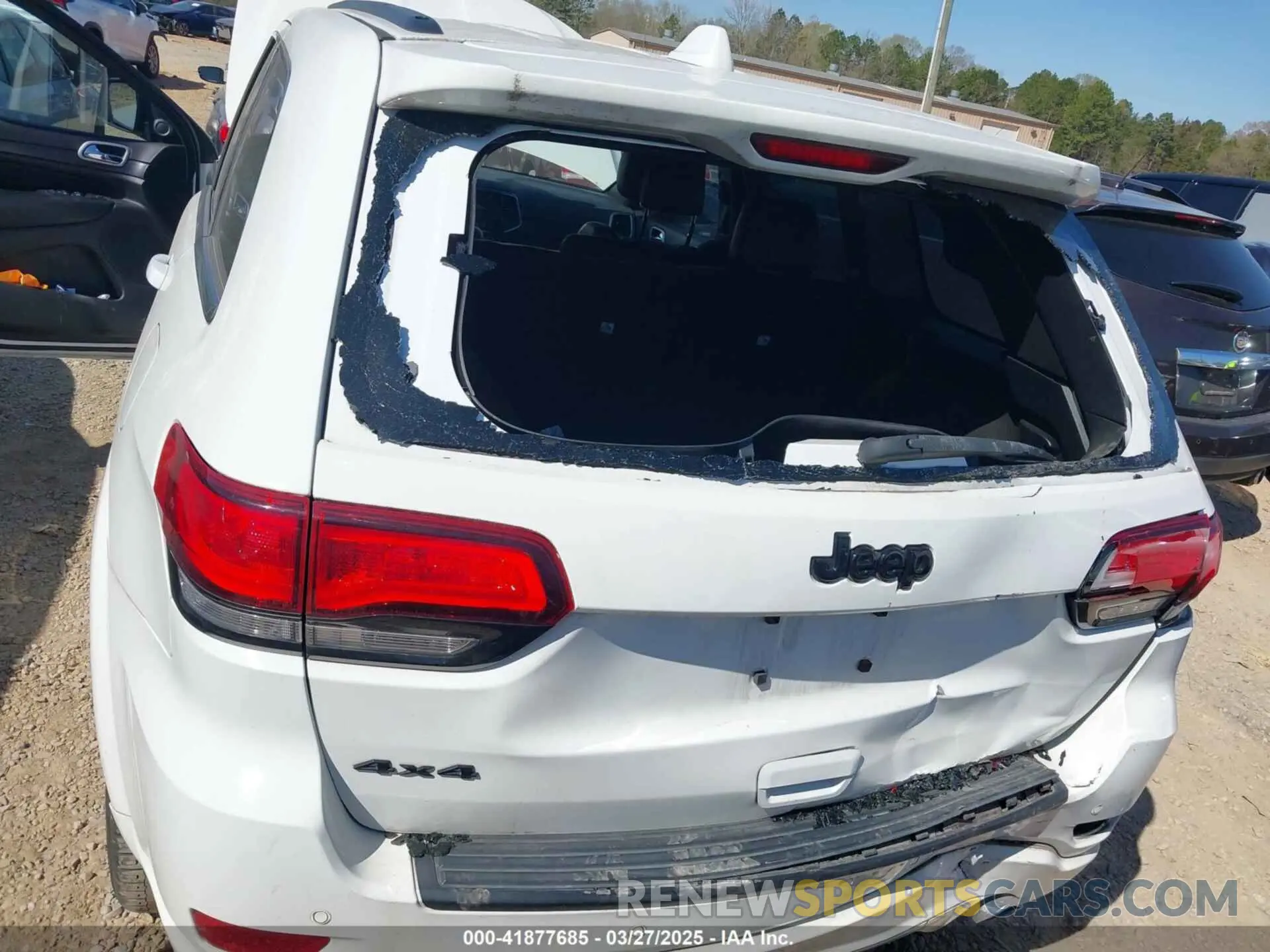 6 Photograph of a damaged car 1C4RJFAGXKC577977 JEEP GRAND CHEROKEE 2019