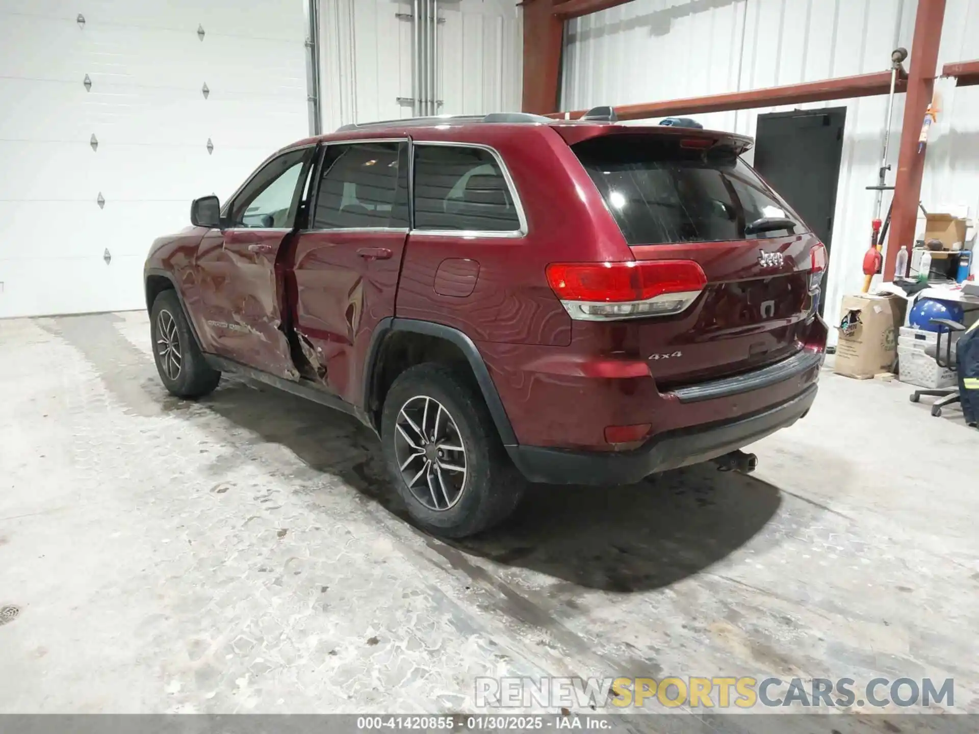 3 Photograph of a damaged car 1C4RJFAGXKC818887 JEEP GRAND CHEROKEE 2019