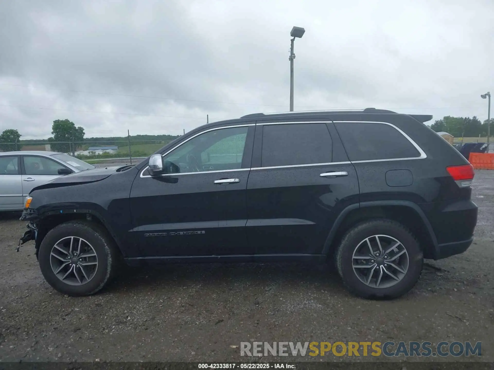 14 Photograph of a damaged car 1C4RJFBG0KC707070 JEEP GRAND CHEROKEE 2019