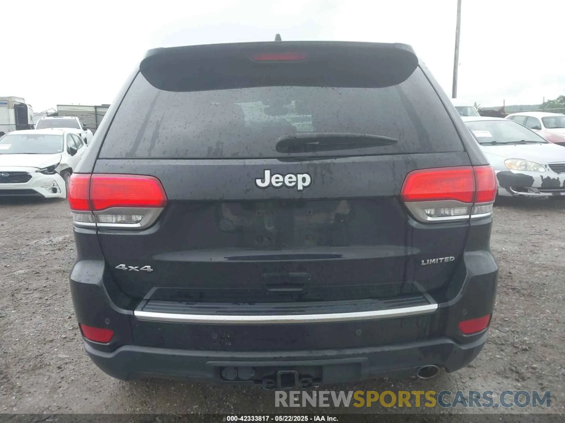 16 Photograph of a damaged car 1C4RJFBG0KC707070 JEEP GRAND CHEROKEE 2019