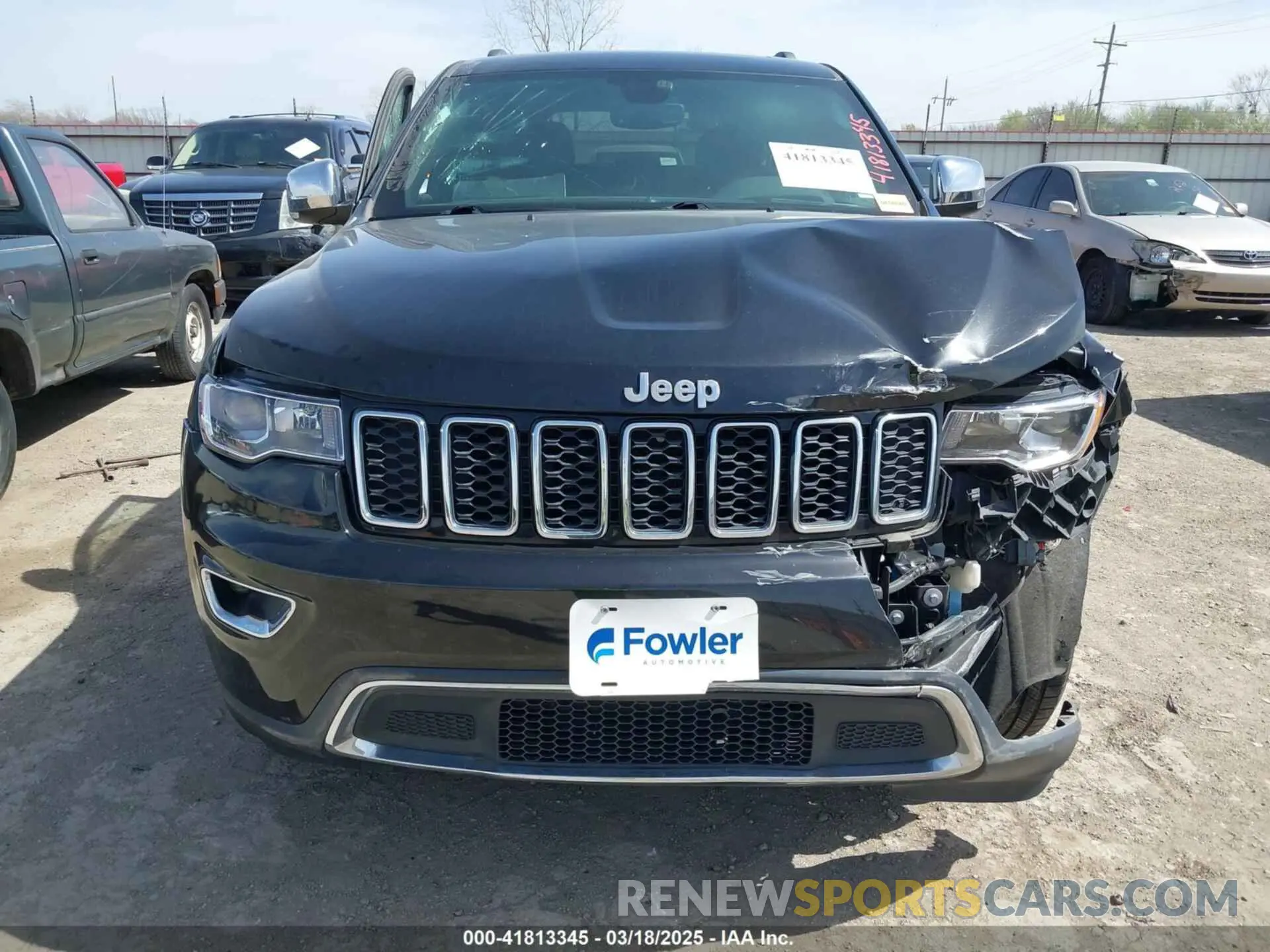 12 Photograph of a damaged car 1C4RJFBG0KC842131 JEEP GRAND CHEROKEE 2019