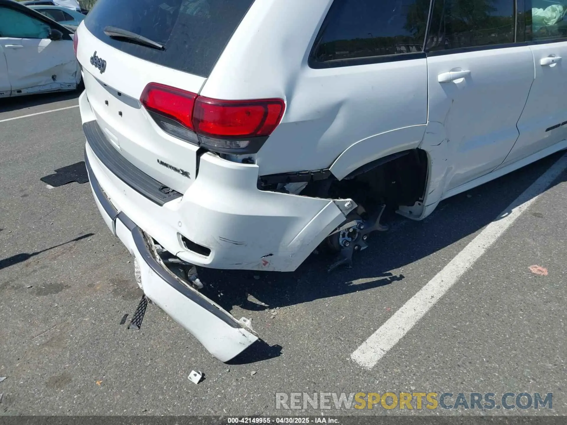 6 Photograph of a damaged car 1C4RJFBG1KC679229 JEEP GRAND CHEROKEE 2019