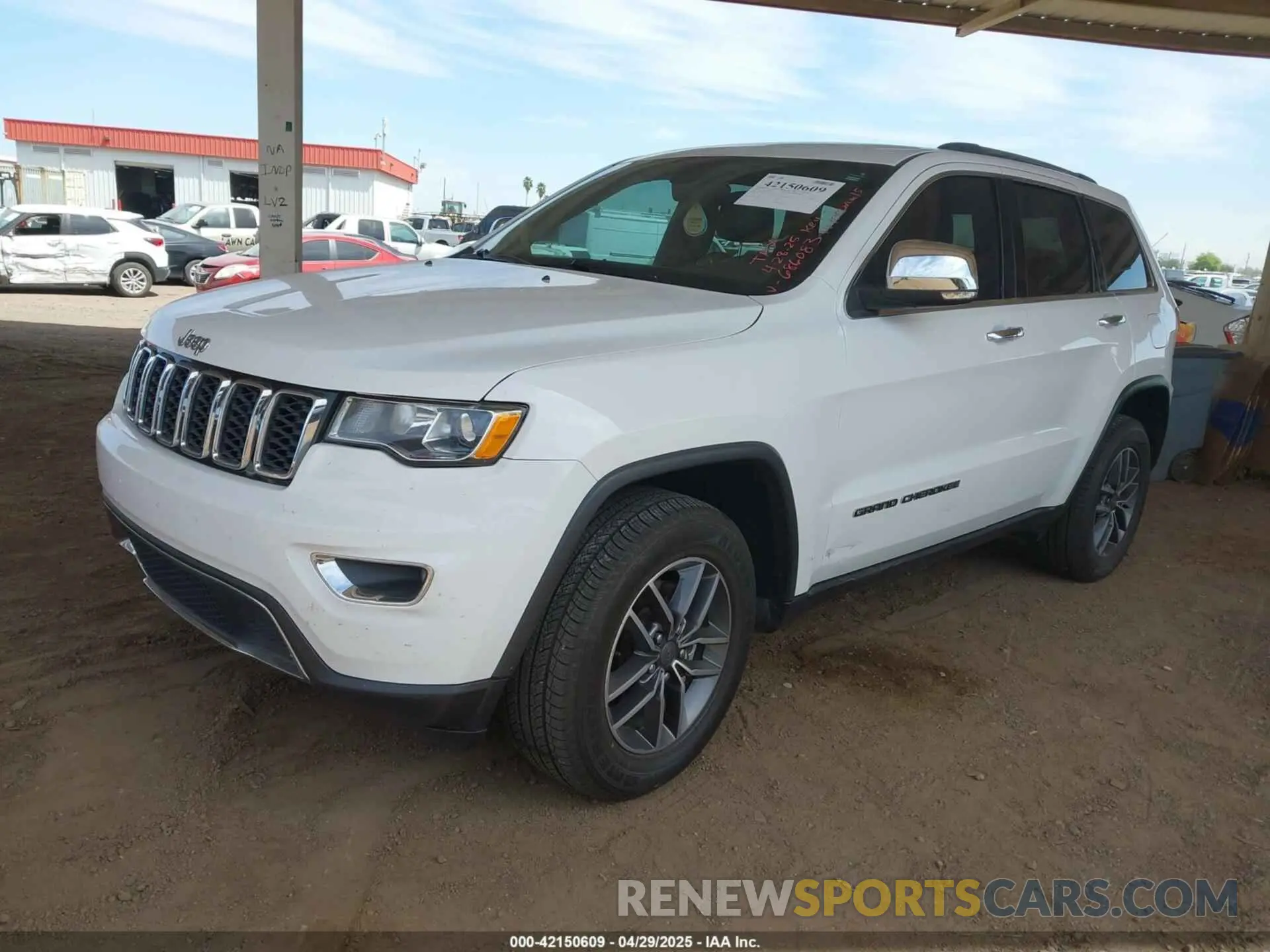 2 Photograph of a damaged car 1C4RJFBG1KC686083 JEEP GRAND CHEROKEE 2019