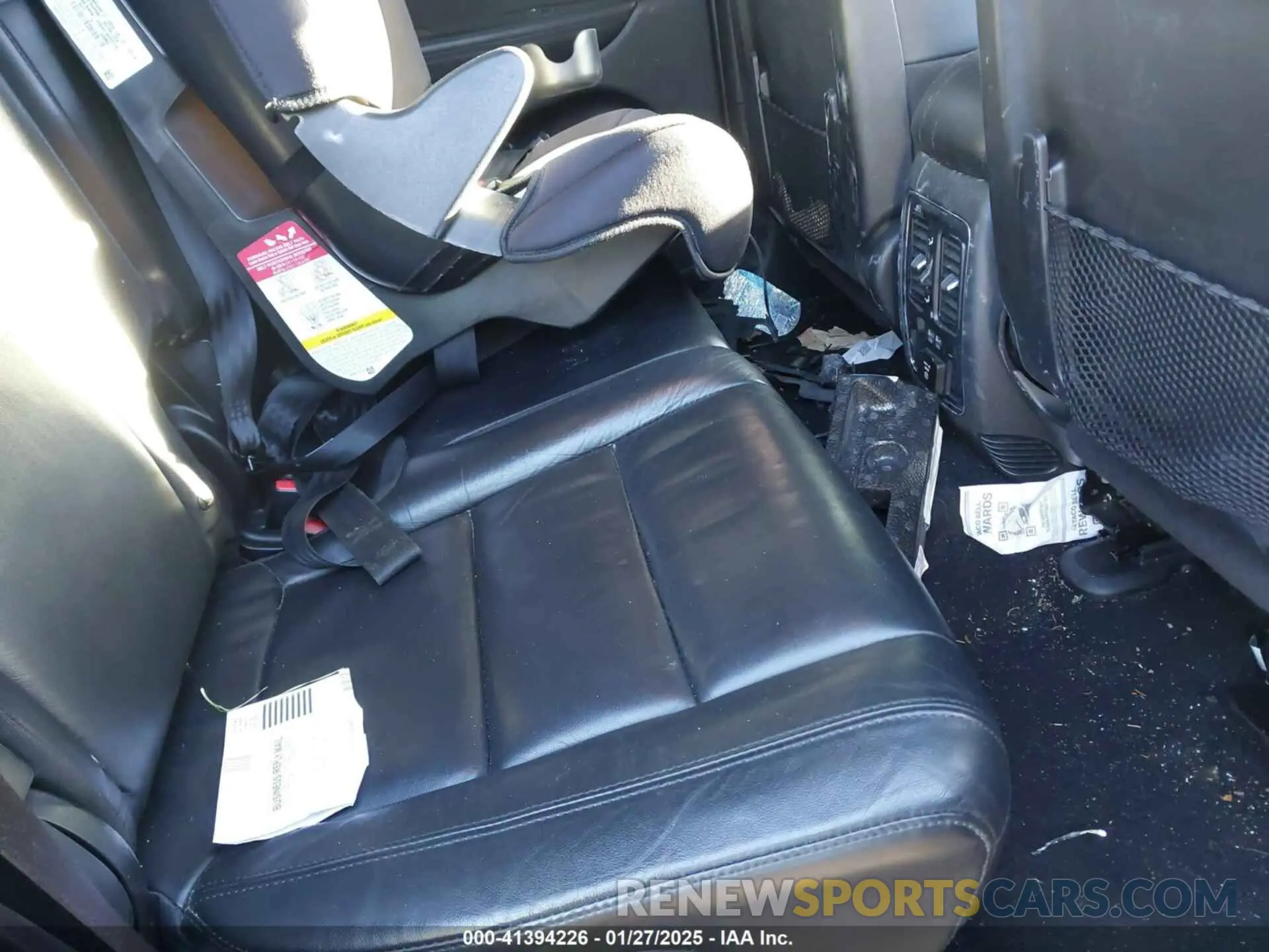 8 Photograph of a damaged car 1C4RJFBG1KC841988 JEEP GRAND CHEROKEE 2019