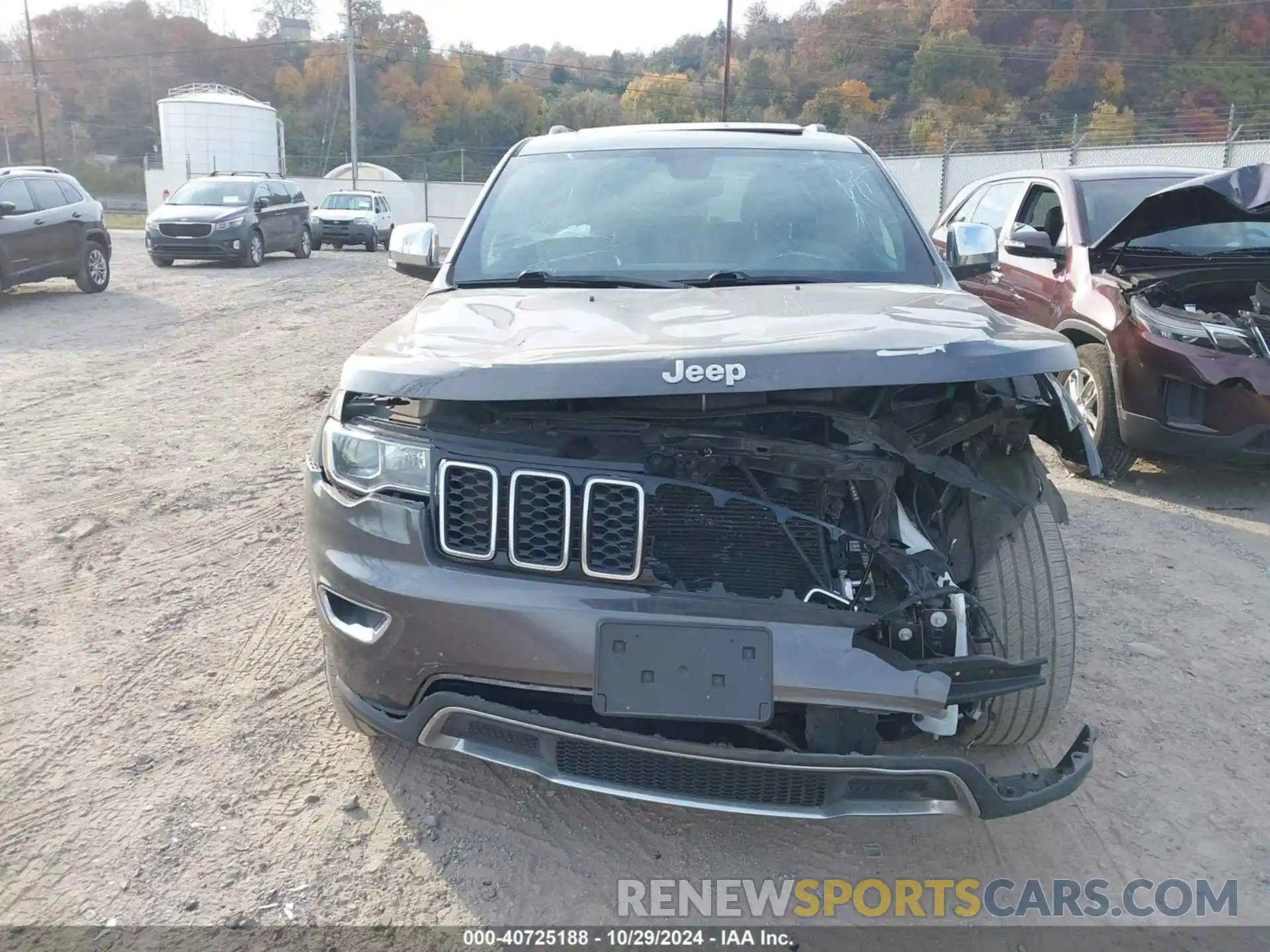 13 Photograph of a damaged car 1C4RJFBG3KC637113 JEEP GRAND CHEROKEE 2019