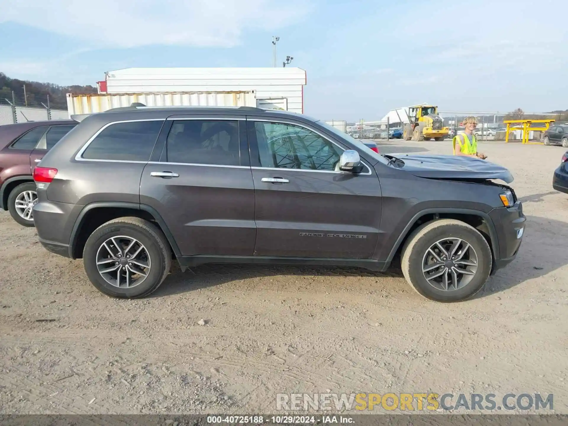 14 Photograph of a damaged car 1C4RJFBG3KC637113 JEEP GRAND CHEROKEE 2019