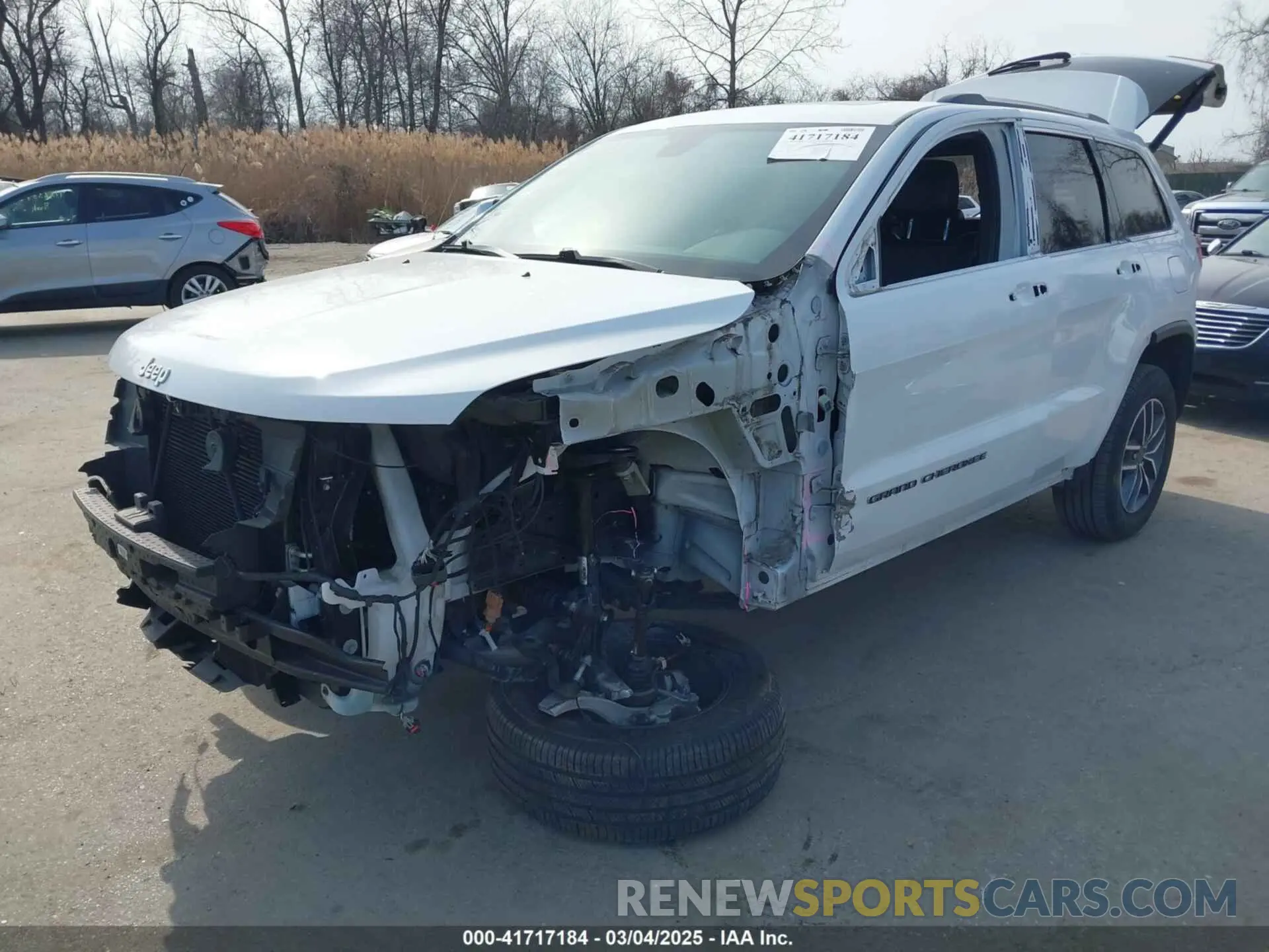 6 Photograph of a damaged car 1C4RJFBG3KC670595 JEEP GRAND CHEROKEE 2019