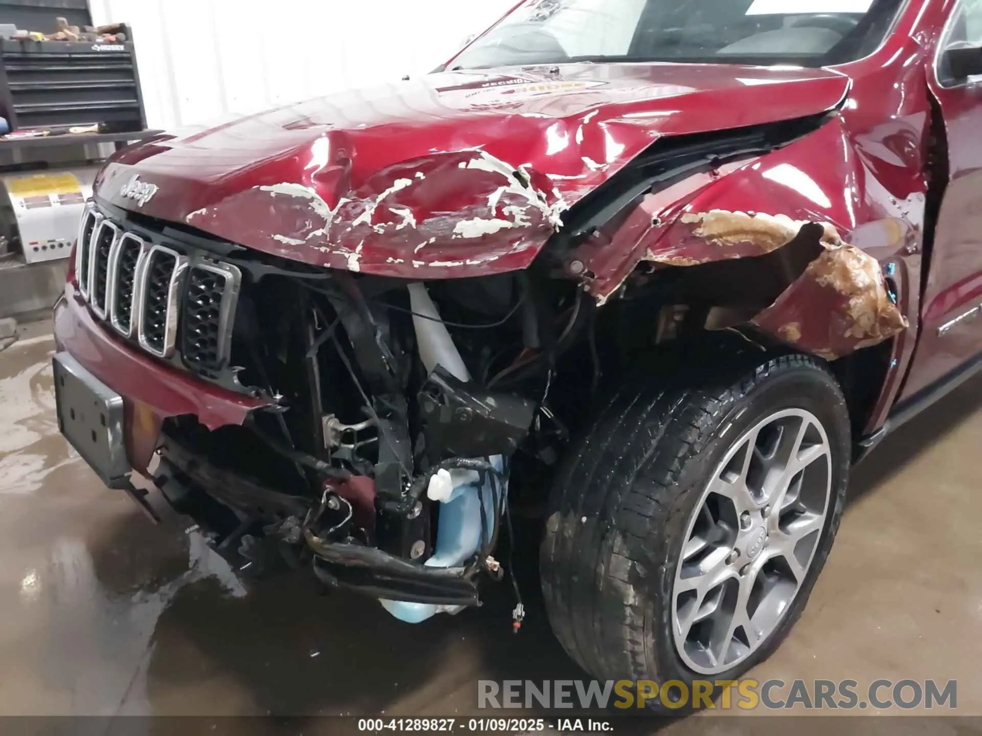 6 Photograph of a damaged car 1C4RJFBG3KC784693 JEEP GRAND CHEROKEE 2019