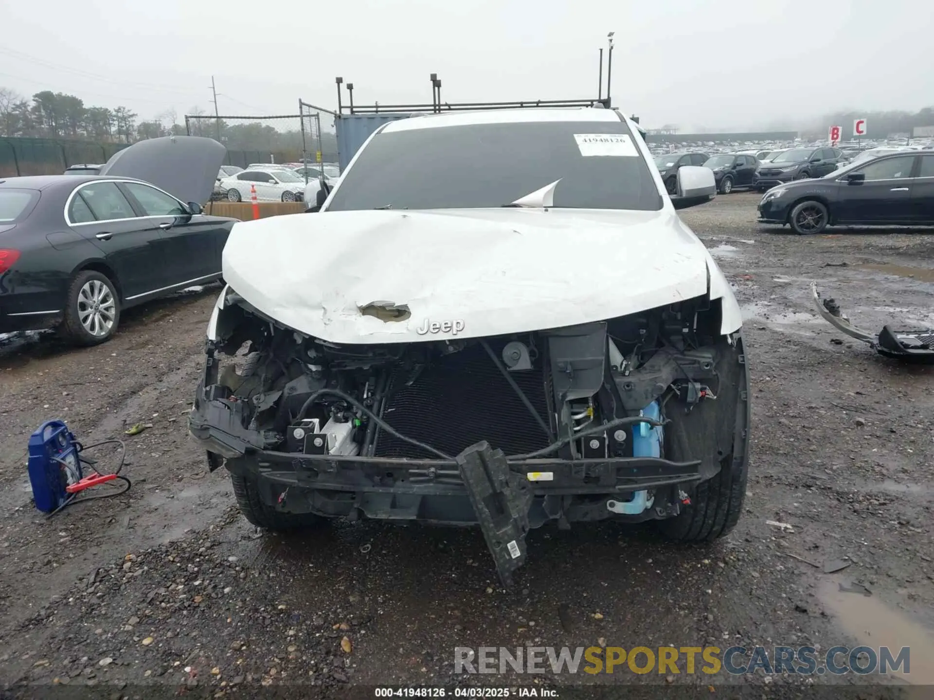 12 Photograph of a damaged car 1C4RJFBG3KC829602 JEEP GRAND CHEROKEE 2019