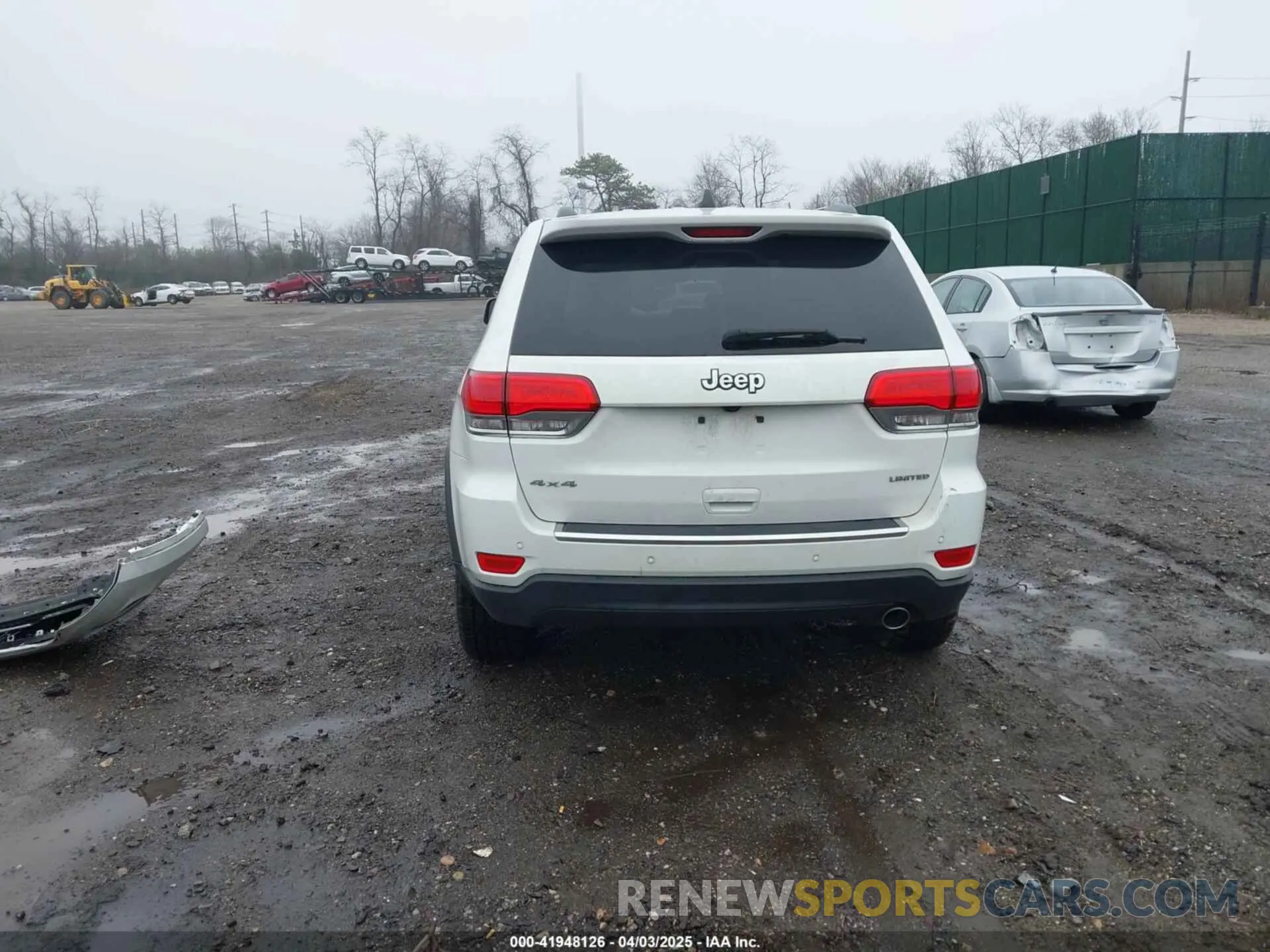 16 Photograph of a damaged car 1C4RJFBG3KC829602 JEEP GRAND CHEROKEE 2019