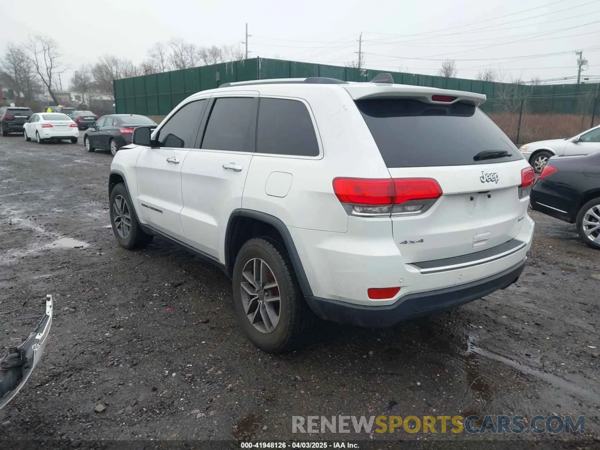 3 Photograph of a damaged car 1C4RJFBG3KC829602 JEEP GRAND CHEROKEE 2019