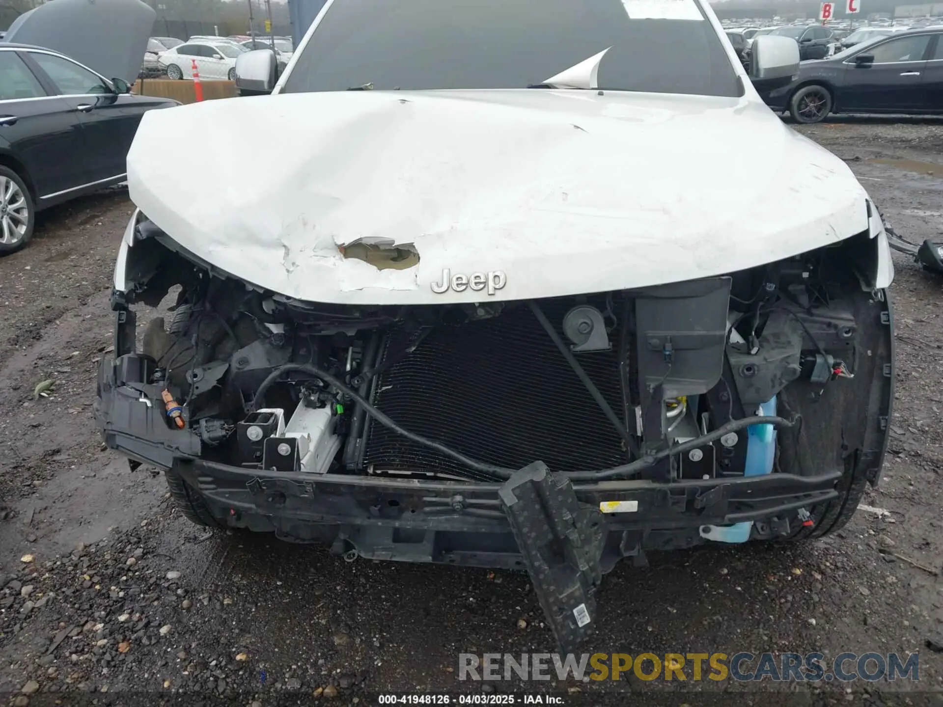 6 Photograph of a damaged car 1C4RJFBG3KC829602 JEEP GRAND CHEROKEE 2019