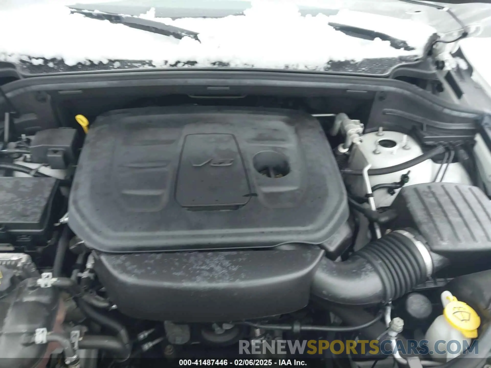 10 Photograph of a damaged car 1C4RJFBG3KC840647 JEEP GRAND CHEROKEE 2019