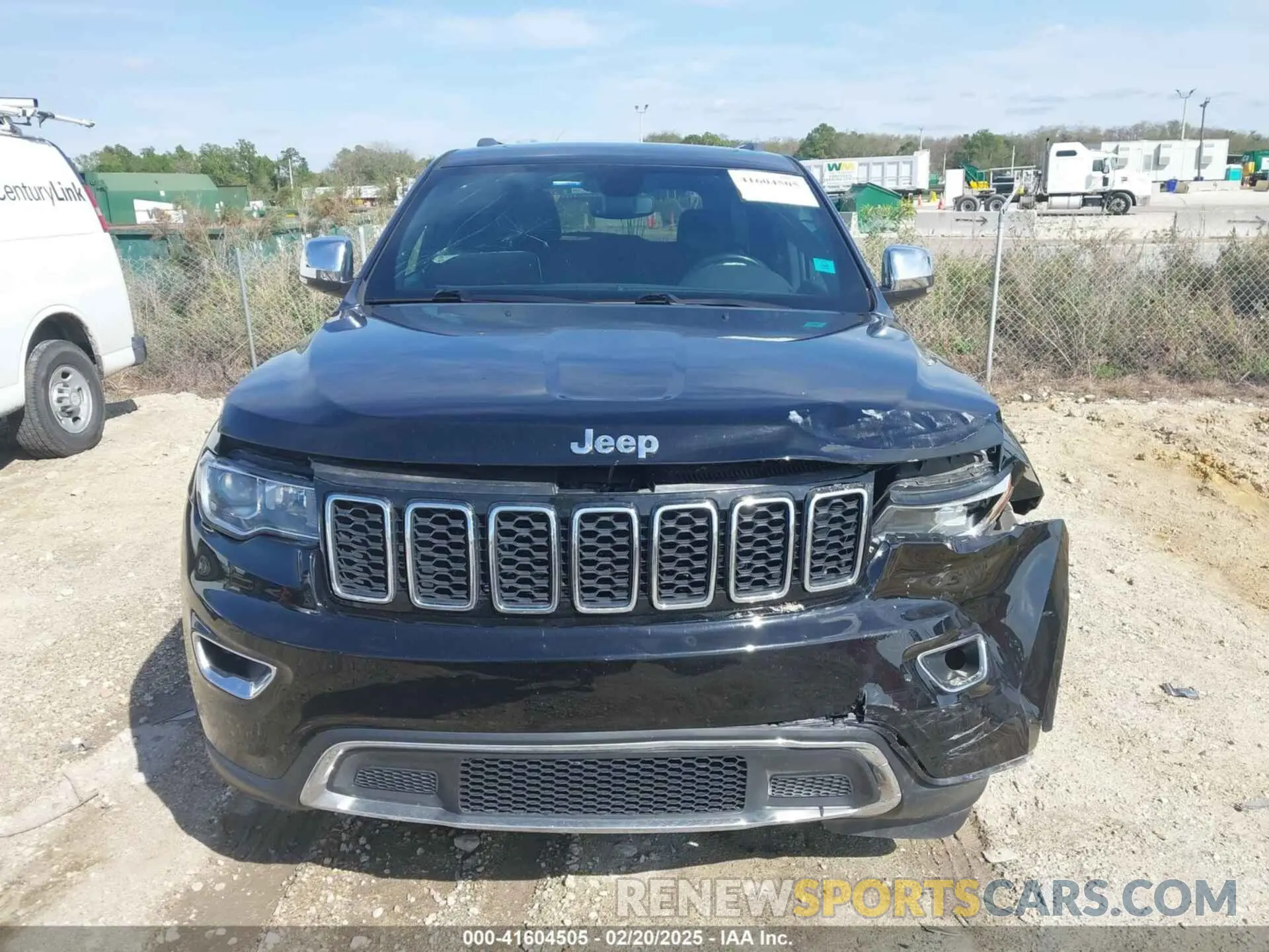 13 Photograph of a damaged car 1C4RJFBG4KC538736 JEEP GRAND CHEROKEE 2019
