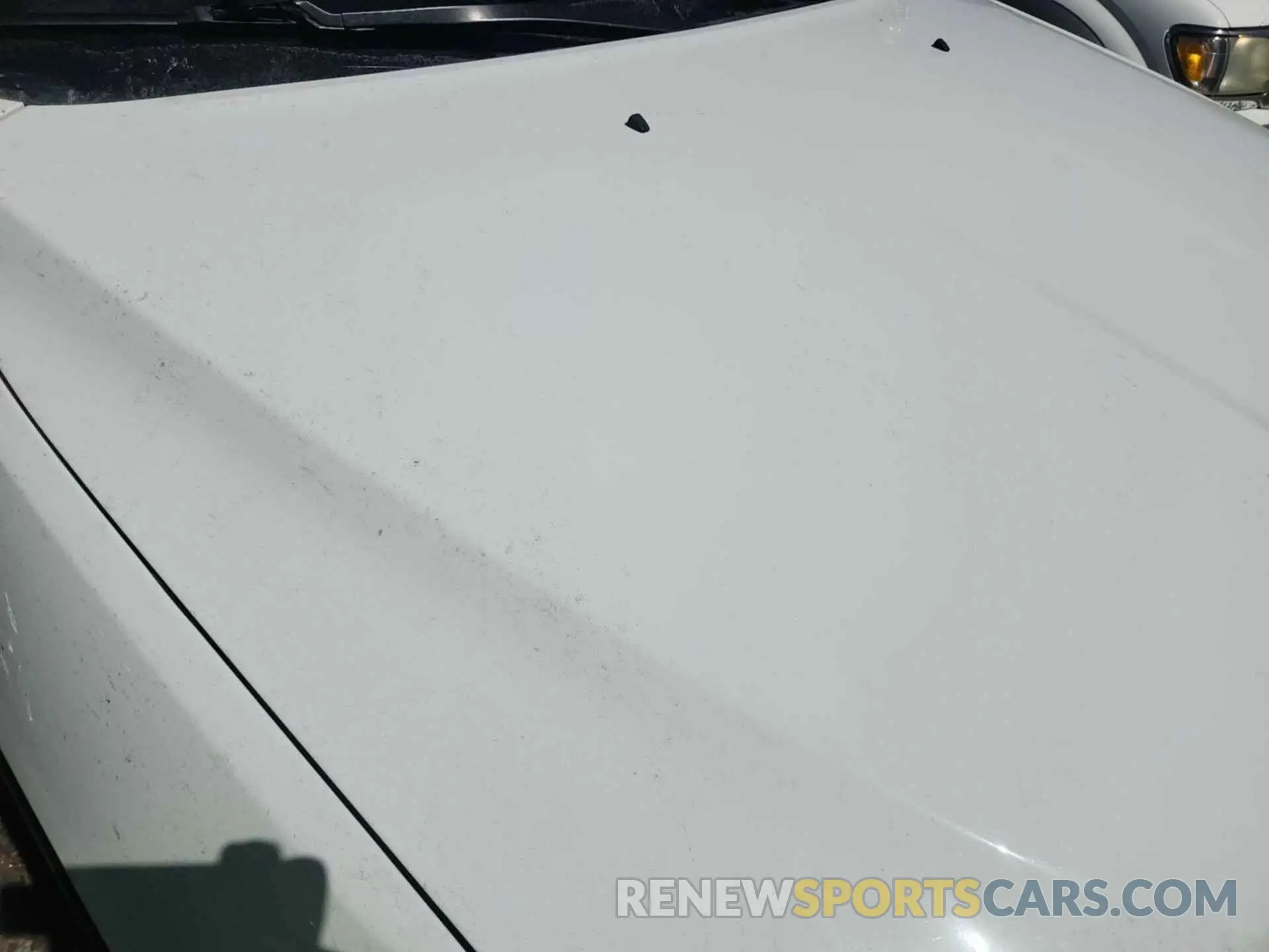 1 Photograph of a damaged car 1C4RJFBG4KC739343 JEEP GRAND CHEROKEE 2019