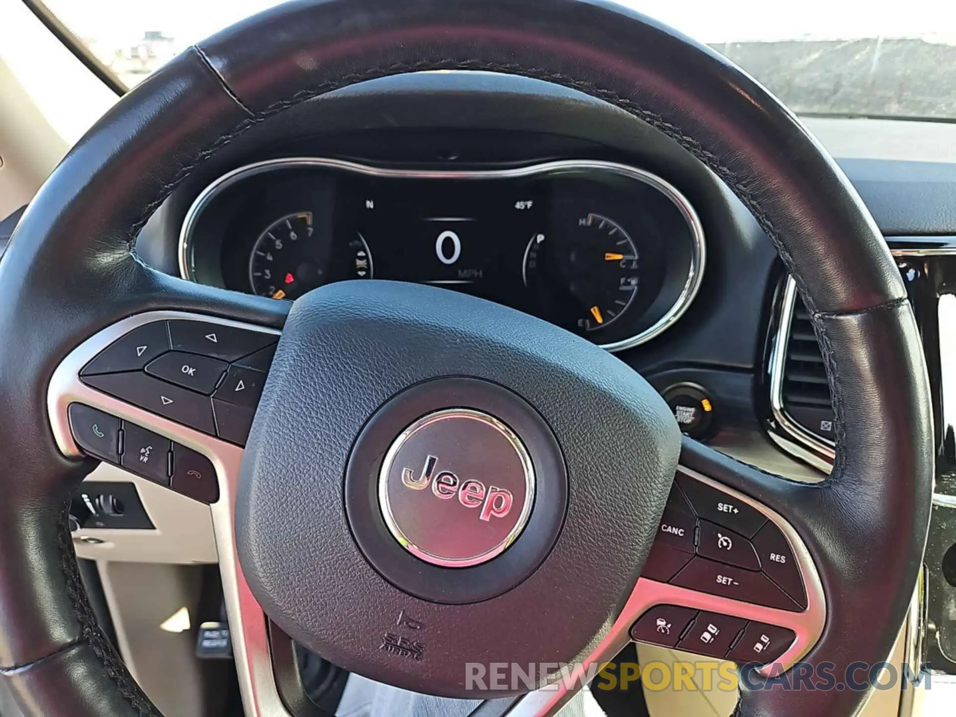 26 Photograph of a damaged car 1C4RJFBG4KC739343 JEEP GRAND CHEROKEE 2019