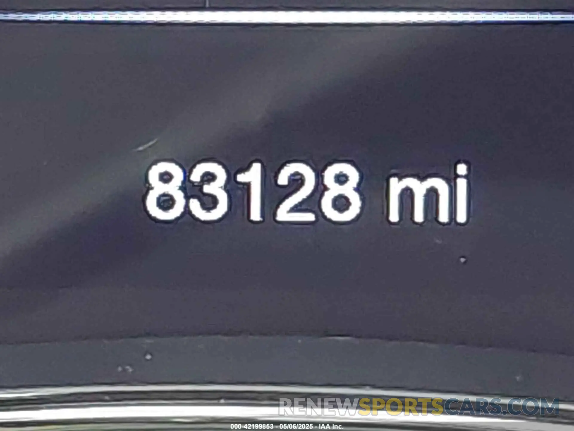 15 Photograph of a damaged car 1C4RJFBG4KC787828 JEEP GRAND CHEROKEE 2019