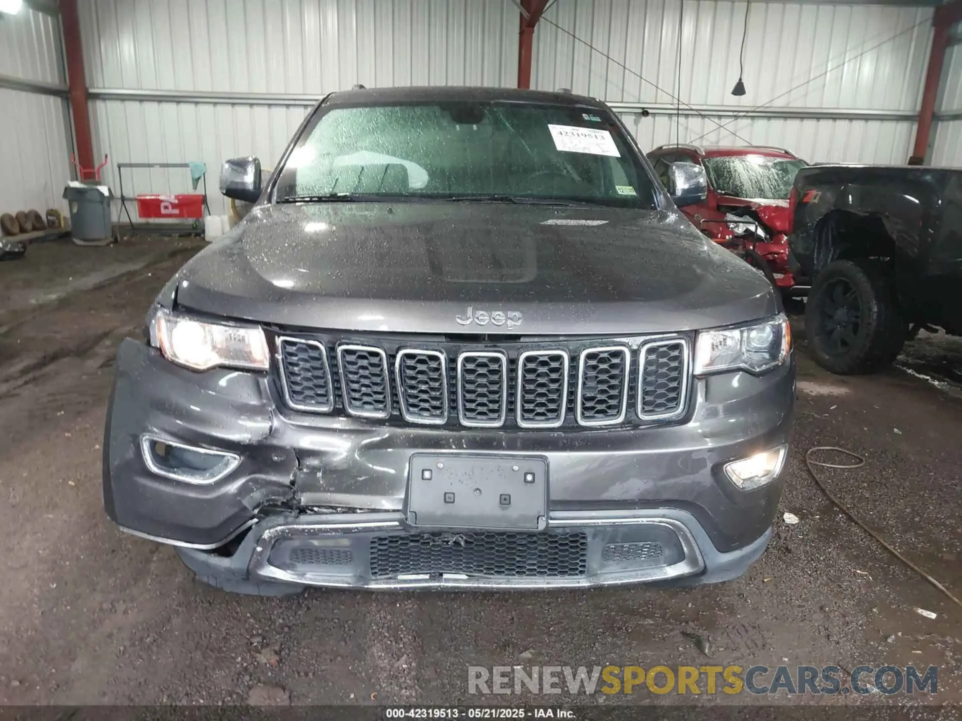 12 Photograph of a damaged car 1C4RJFBG4KC794102 JEEP GRAND CHEROKEE 2019