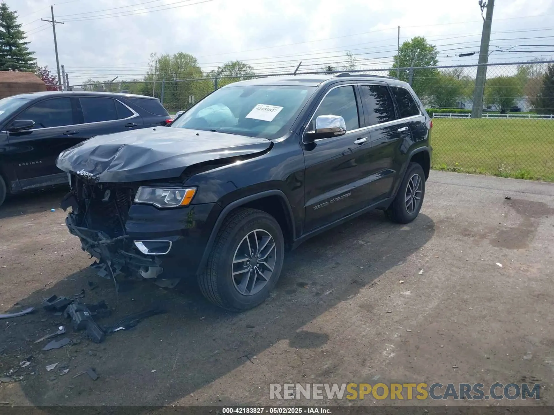 2 Photograph of a damaged car 1C4RJFBG4KC809634 JEEP GRAND CHEROKEE 2019