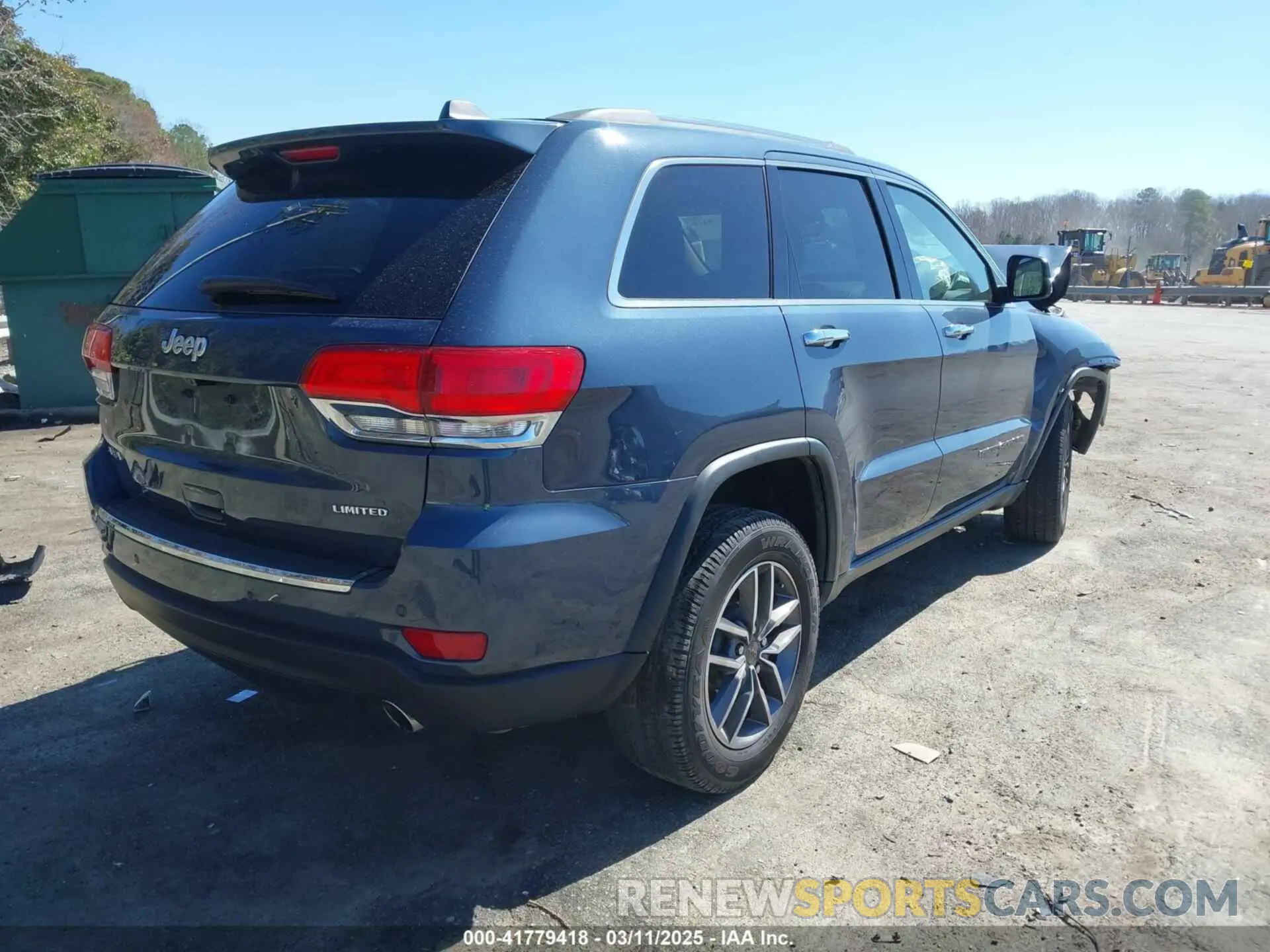 4 Photograph of a damaged car 1C4RJFBG4KC812565 JEEP GRAND CHEROKEE 2019