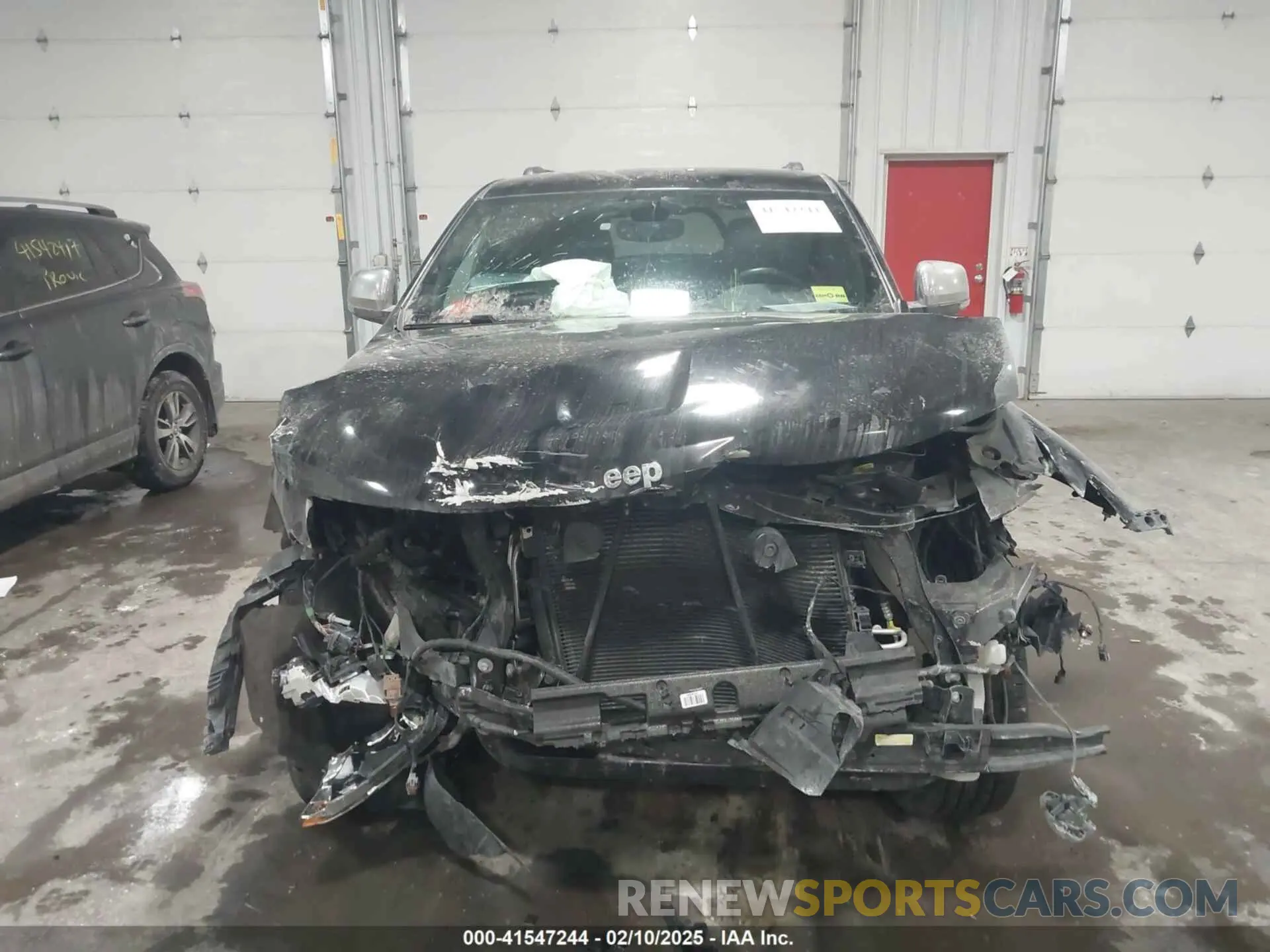 12 Photograph of a damaged car 1C4RJFBG4KC840222 JEEP GRAND CHEROKEE 2019