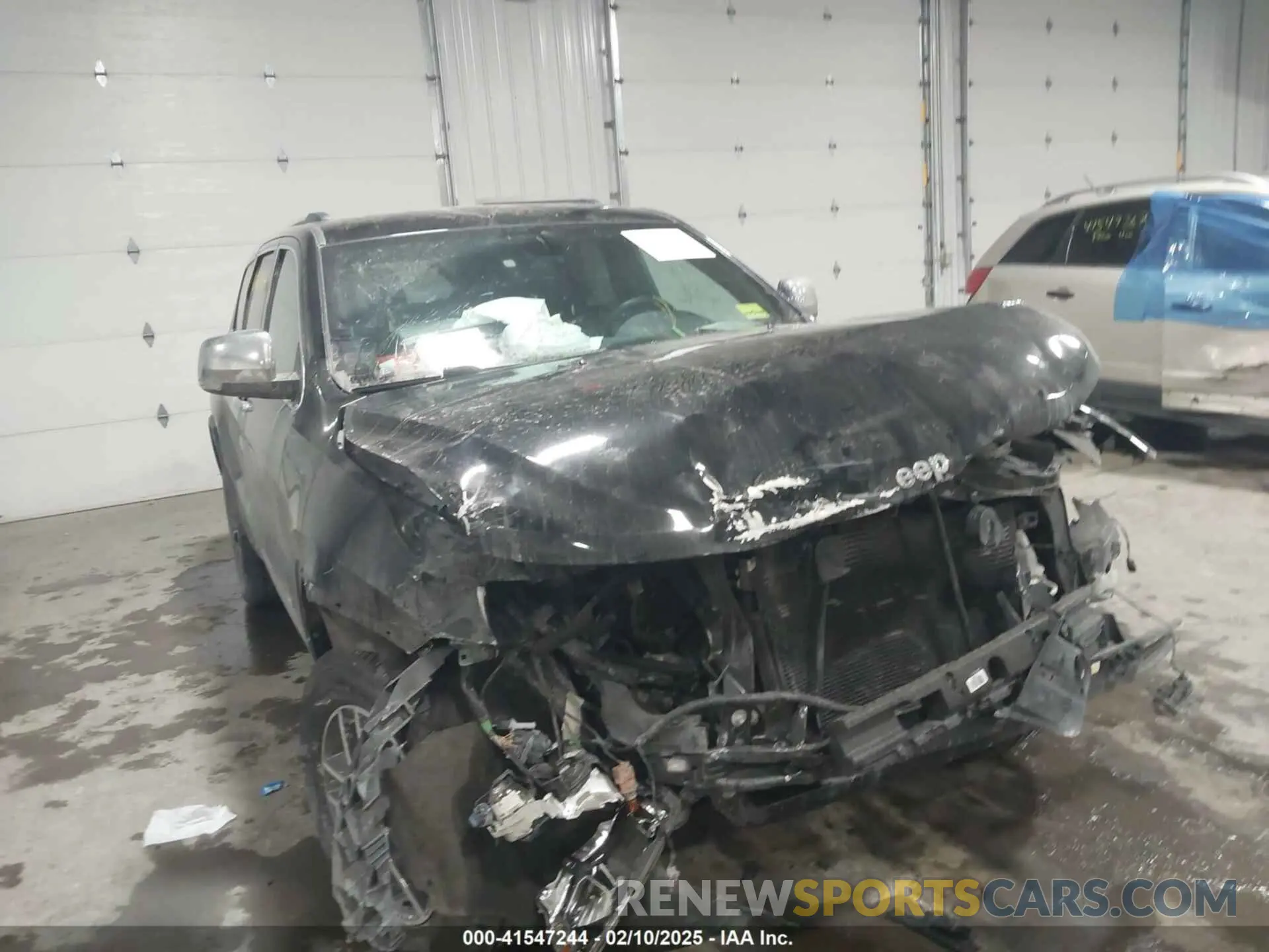 6 Photograph of a damaged car 1C4RJFBG4KC840222 JEEP GRAND CHEROKEE 2019