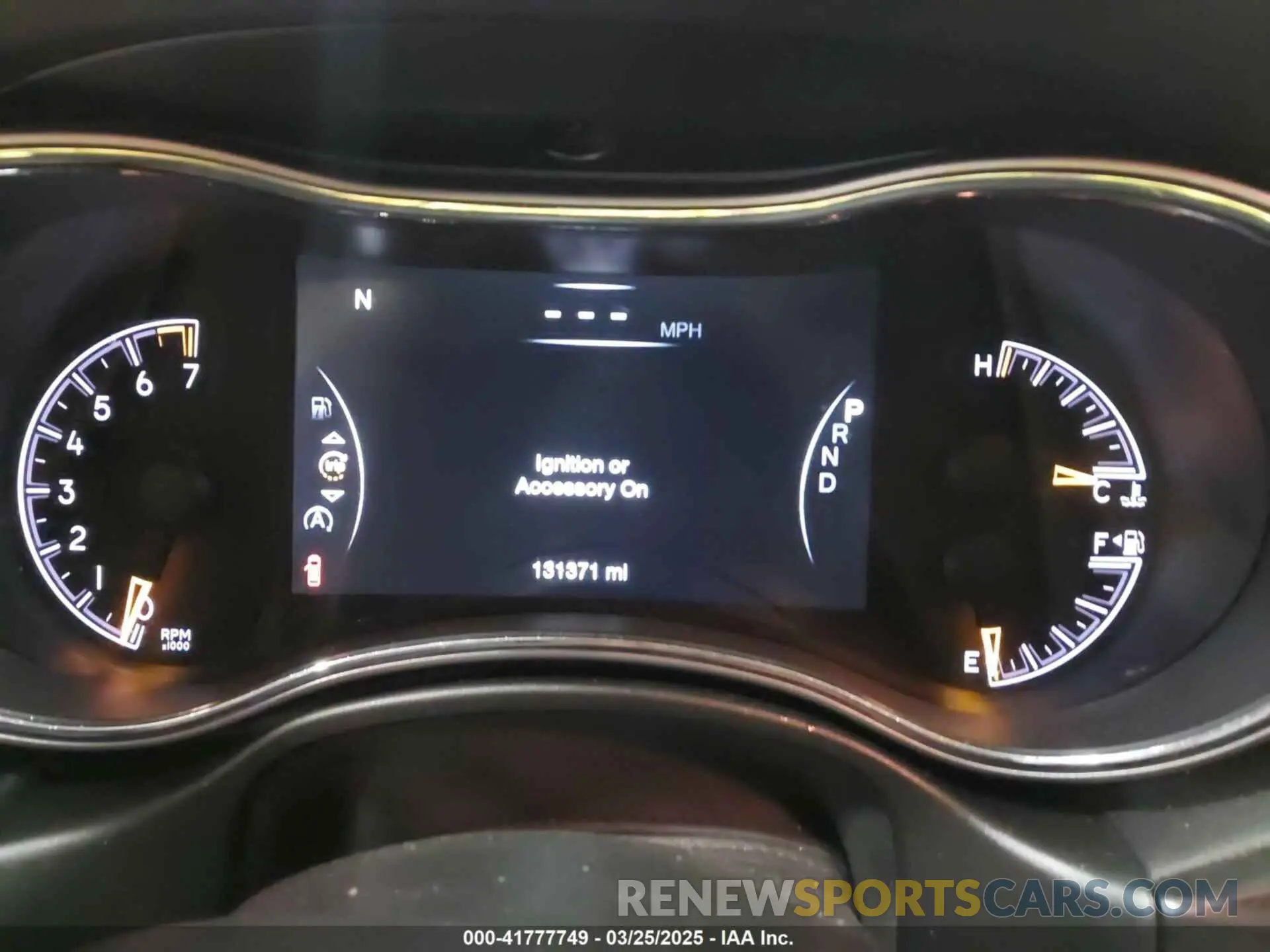 7 Photograph of a damaged car 1C4RJFBG5KC636030 JEEP GRAND CHEROKEE 2019