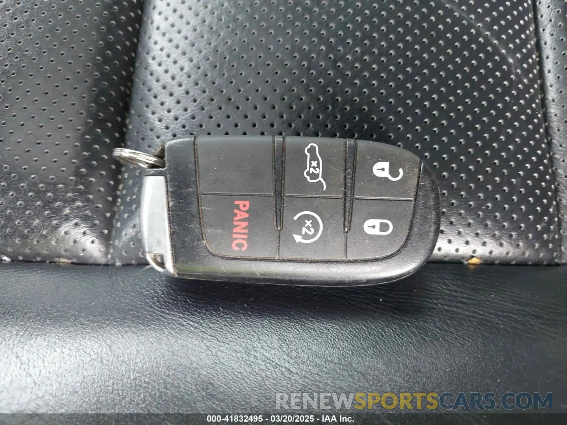 11 Photograph of a damaged car 1C4RJFBG5KC823767 JEEP GRAND CHEROKEE 2019