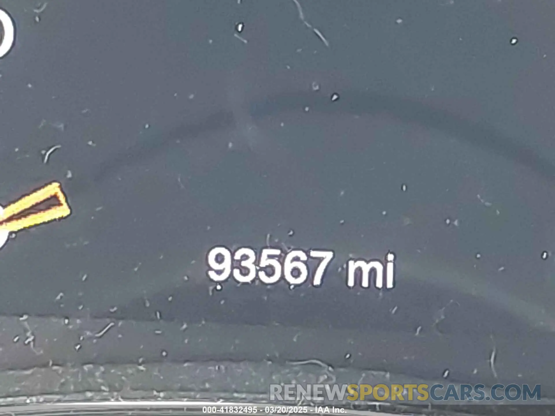 16 Photograph of a damaged car 1C4RJFBG5KC823767 JEEP GRAND CHEROKEE 2019