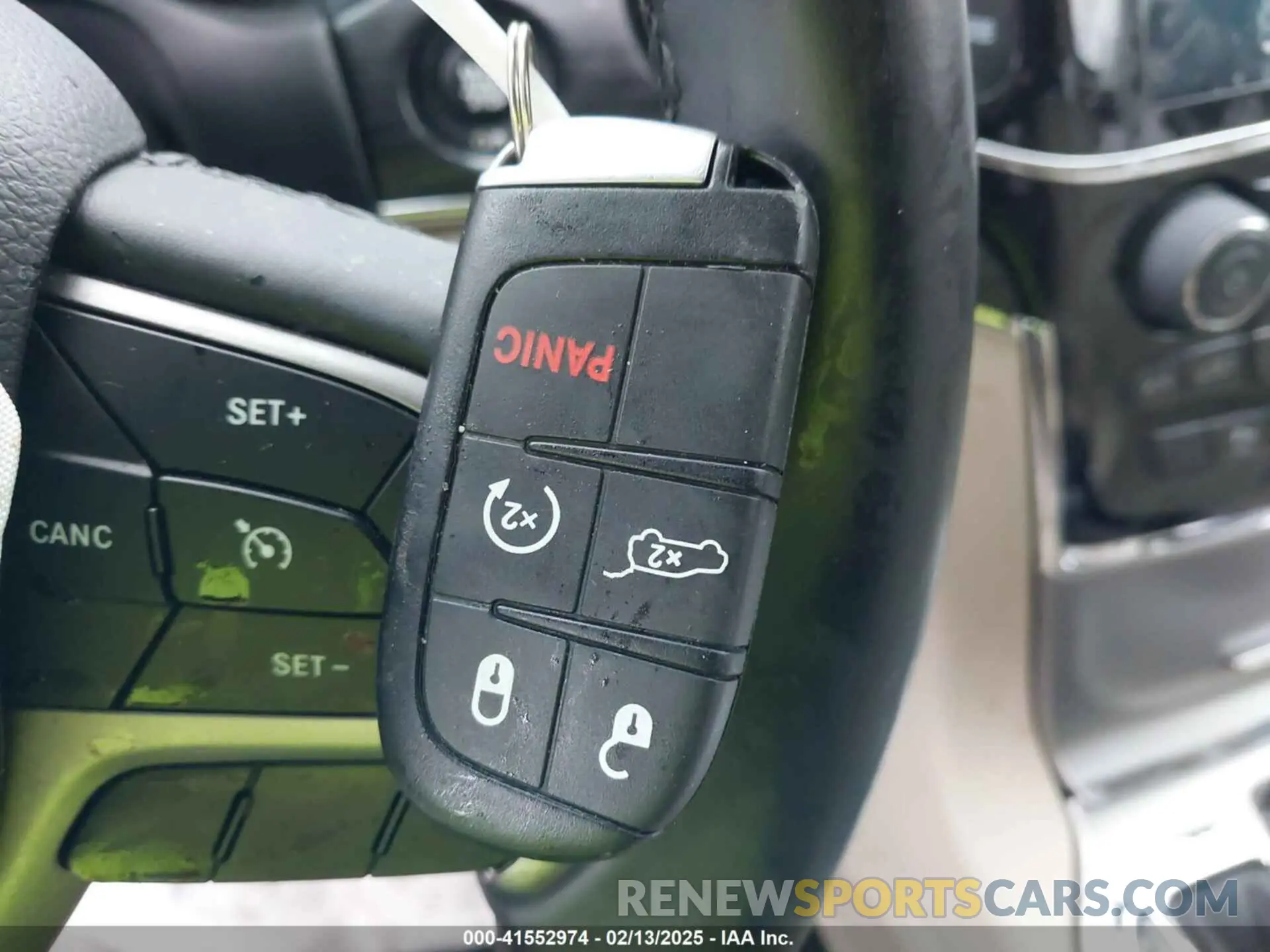 11 Photograph of a damaged car 1C4RJFBG6KC540469 JEEP GRAND CHEROKEE 2019