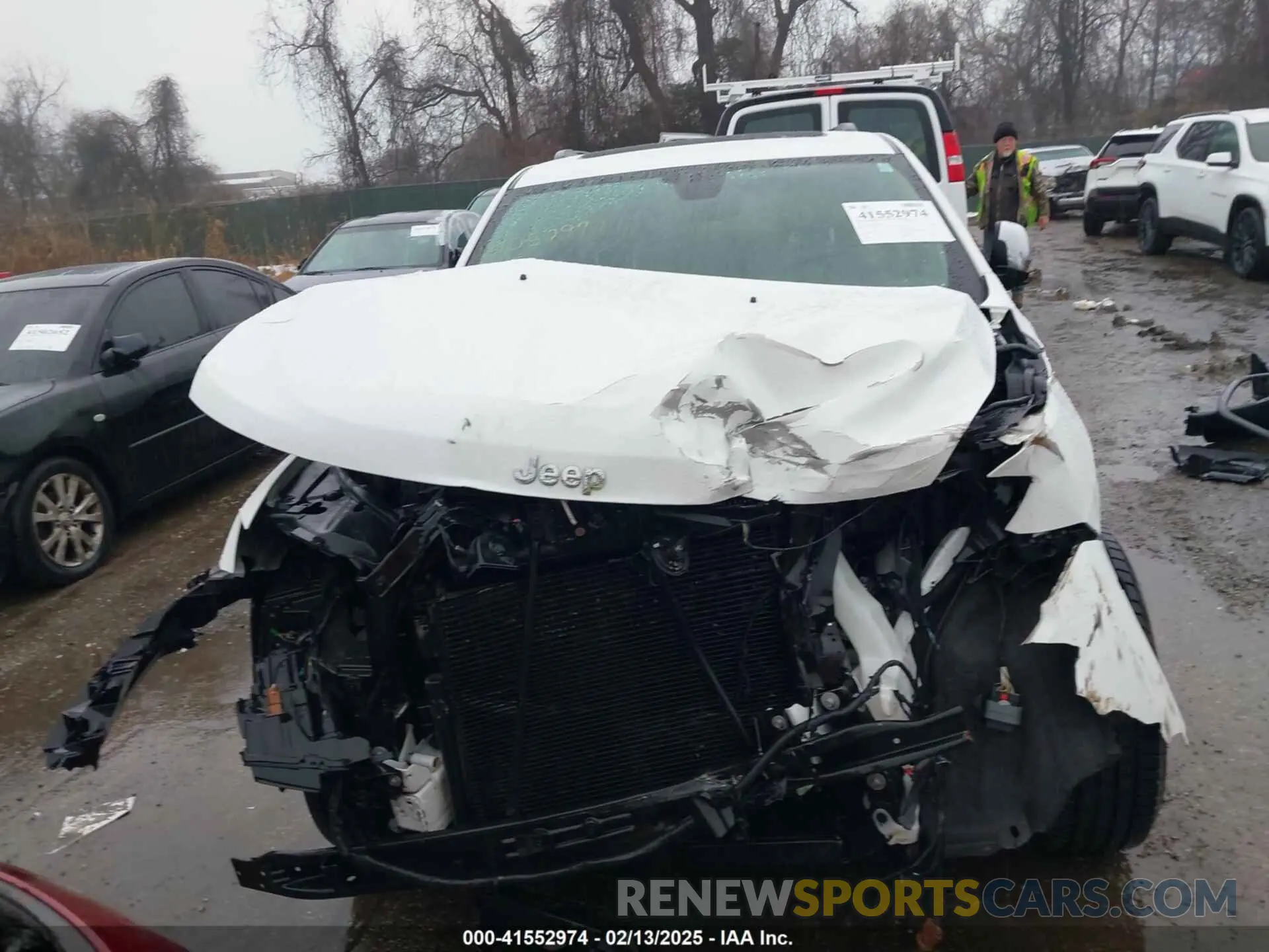 13 Photograph of a damaged car 1C4RJFBG6KC540469 JEEP GRAND CHEROKEE 2019