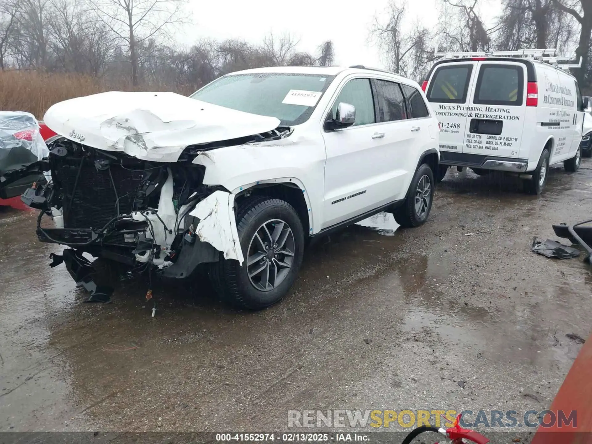 2 Photograph of a damaged car 1C4RJFBG6KC540469 JEEP GRAND CHEROKEE 2019
