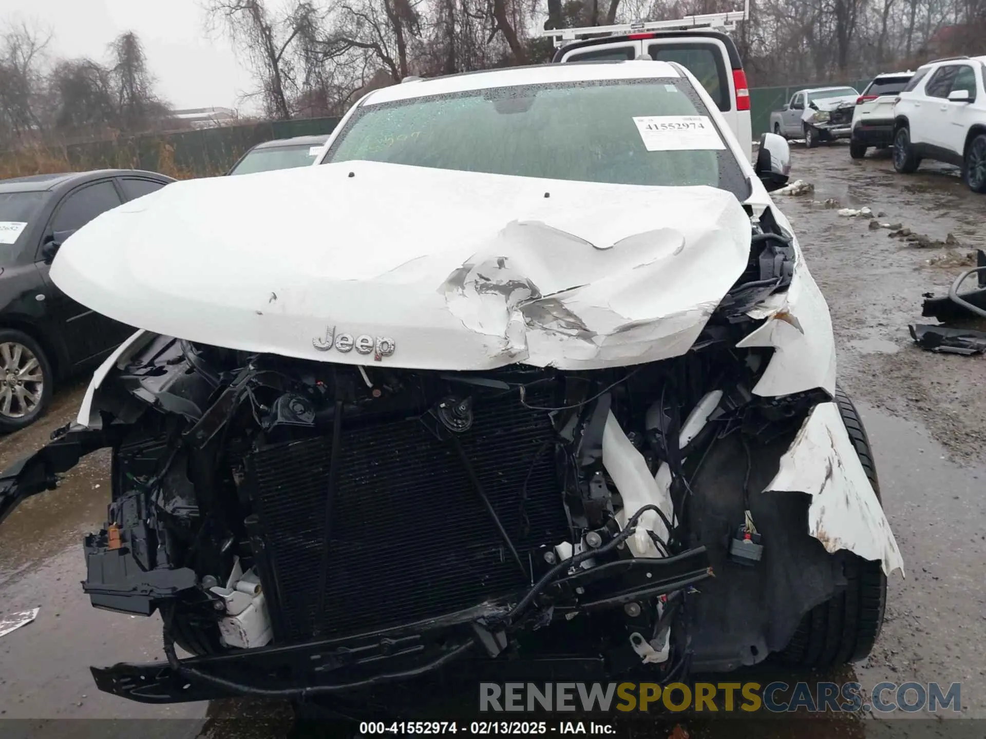 6 Photograph of a damaged car 1C4RJFBG6KC540469 JEEP GRAND CHEROKEE 2019