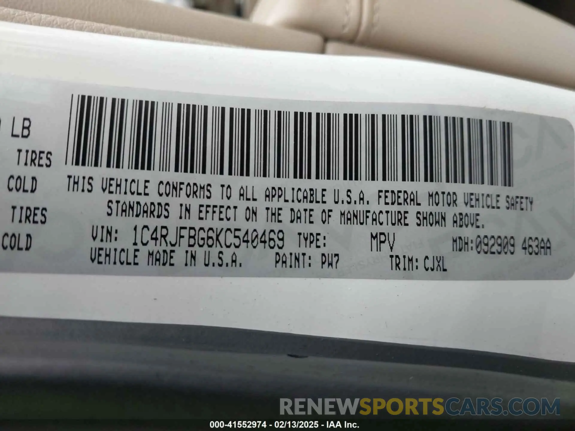 9 Photograph of a damaged car 1C4RJFBG6KC540469 JEEP GRAND CHEROKEE 2019