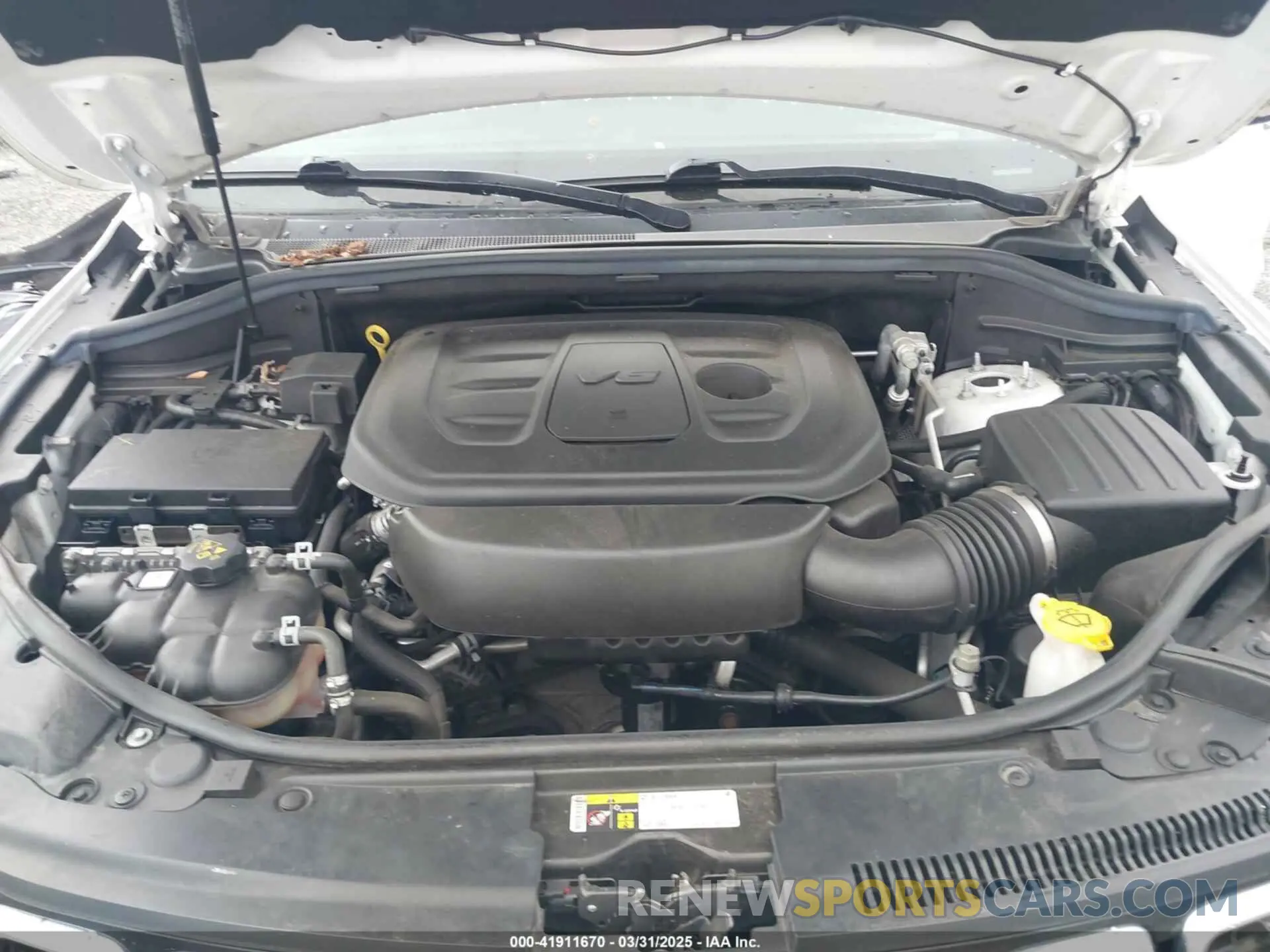 10 Photograph of a damaged car 1C4RJFBG6KC808162 JEEP GRAND CHEROKEE 2019