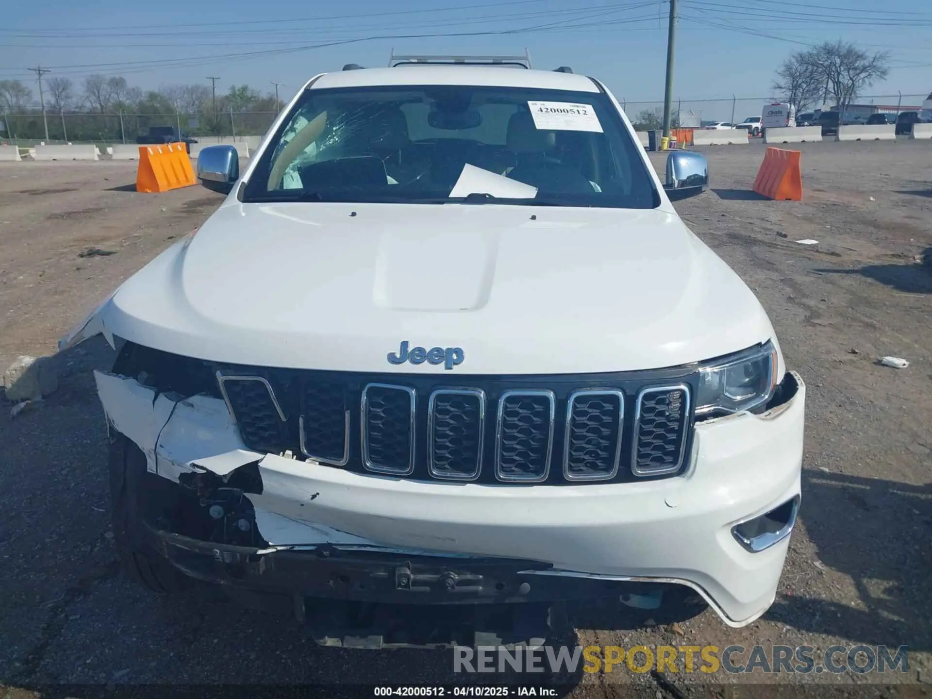12 Photograph of a damaged car 1C4RJFBG7KC579264 JEEP GRAND CHEROKEE 2019