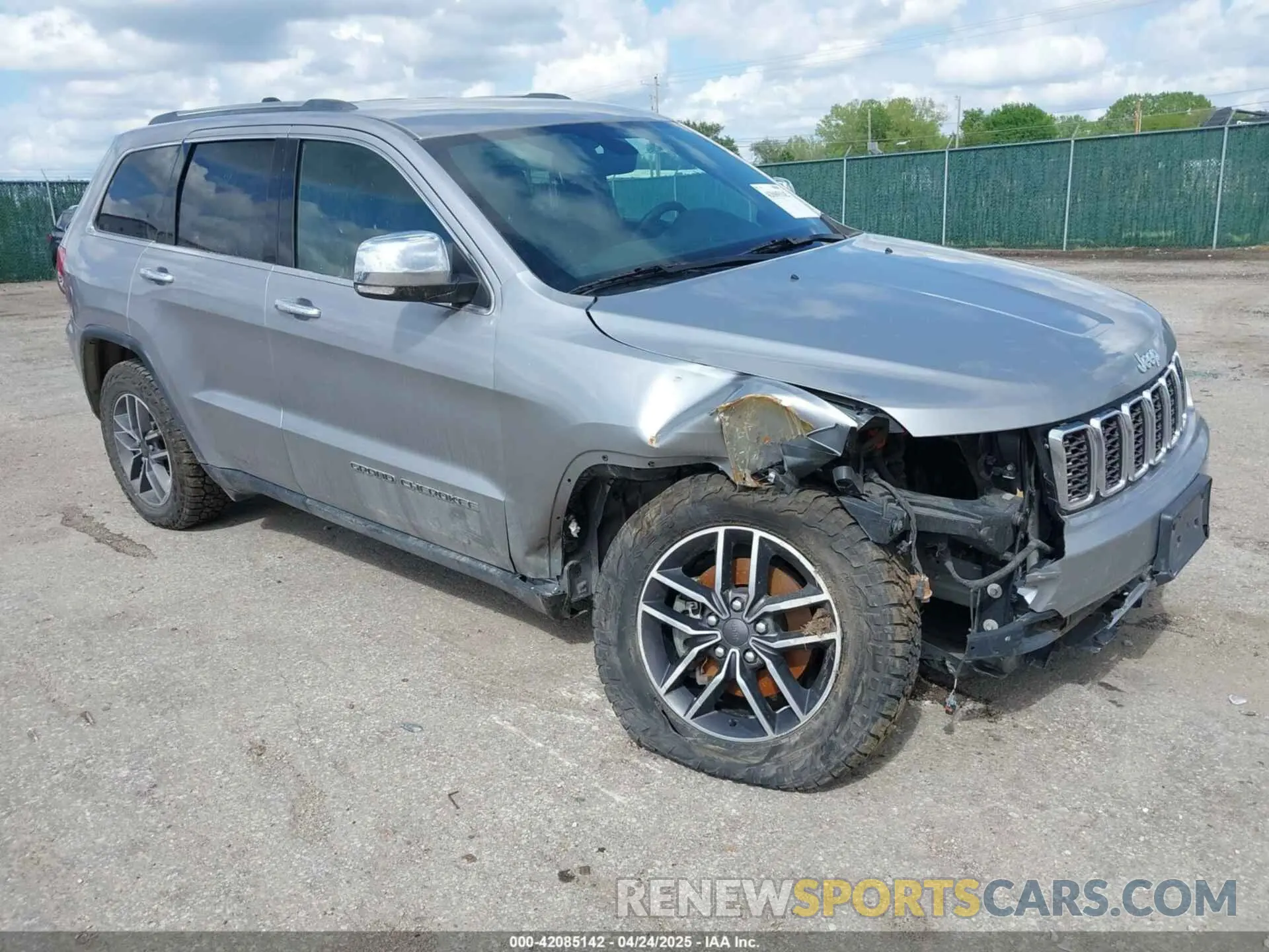 1 Photograph of a damaged car 1C4RJFBG7KC734850 JEEP GRAND CHEROKEE 2019