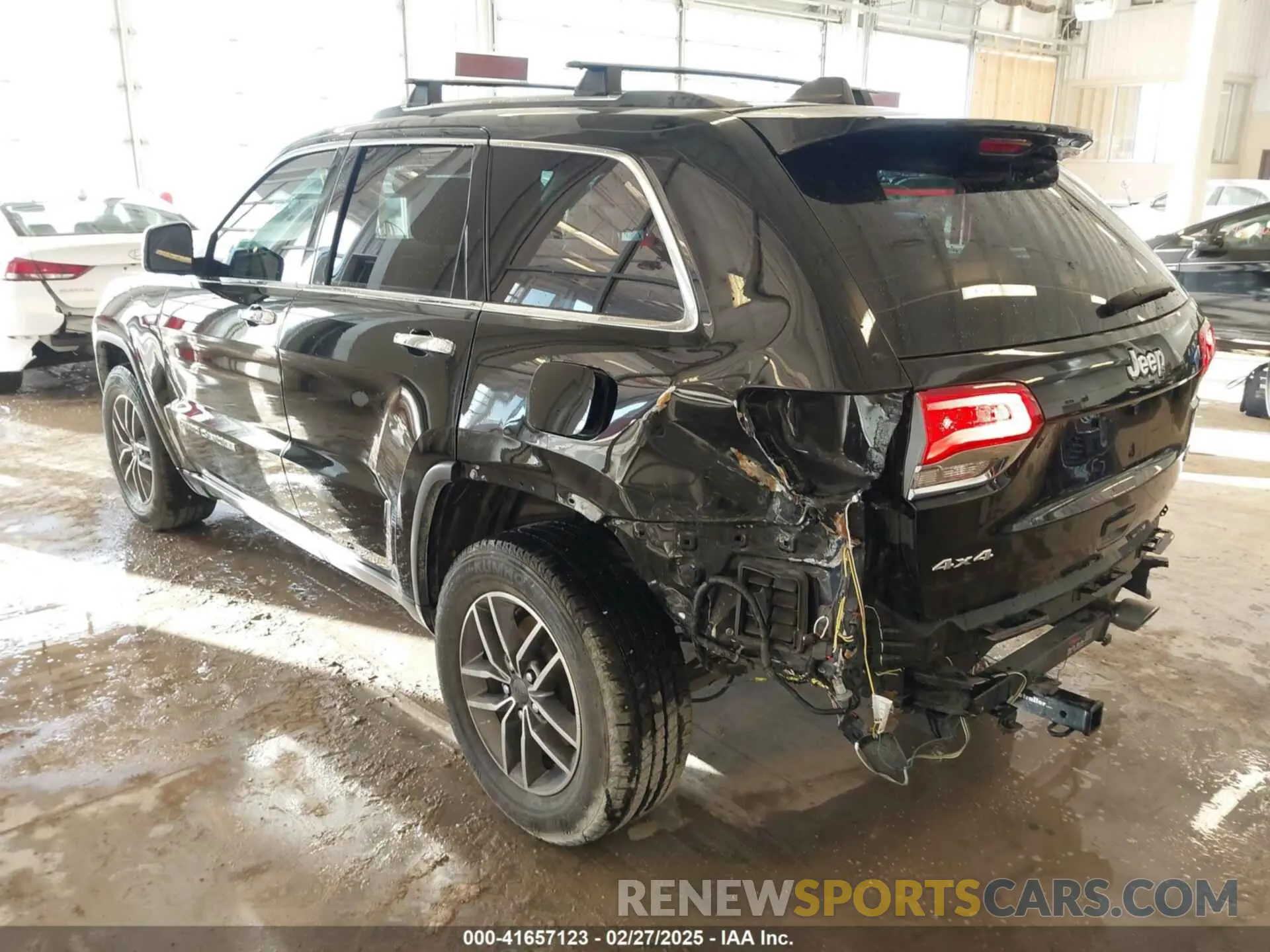 3 Photograph of a damaged car 1C4RJFBG7KC748831 JEEP GRAND CHEROKEE 2019