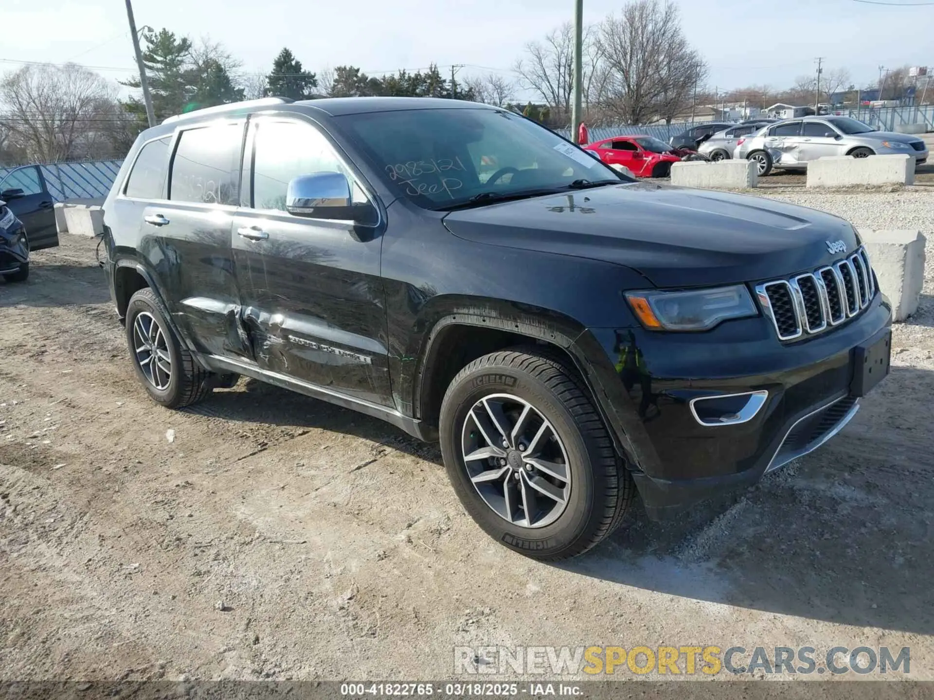 1 Photograph of a damaged car 1C4RJFBG7KC782834 JEEP GRAND CHEROKEE 2019