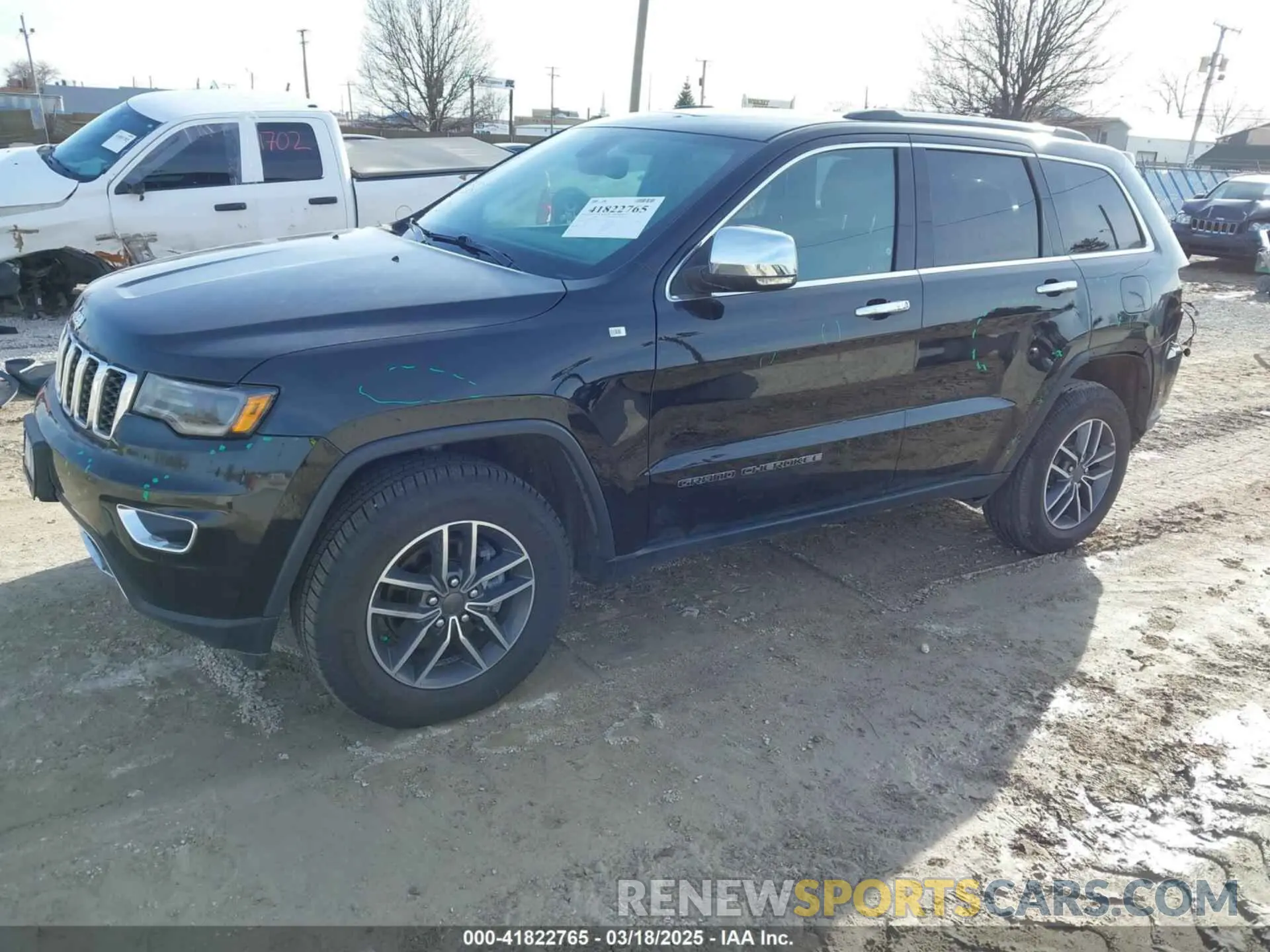 2 Photograph of a damaged car 1C4RJFBG7KC782834 JEEP GRAND CHEROKEE 2019