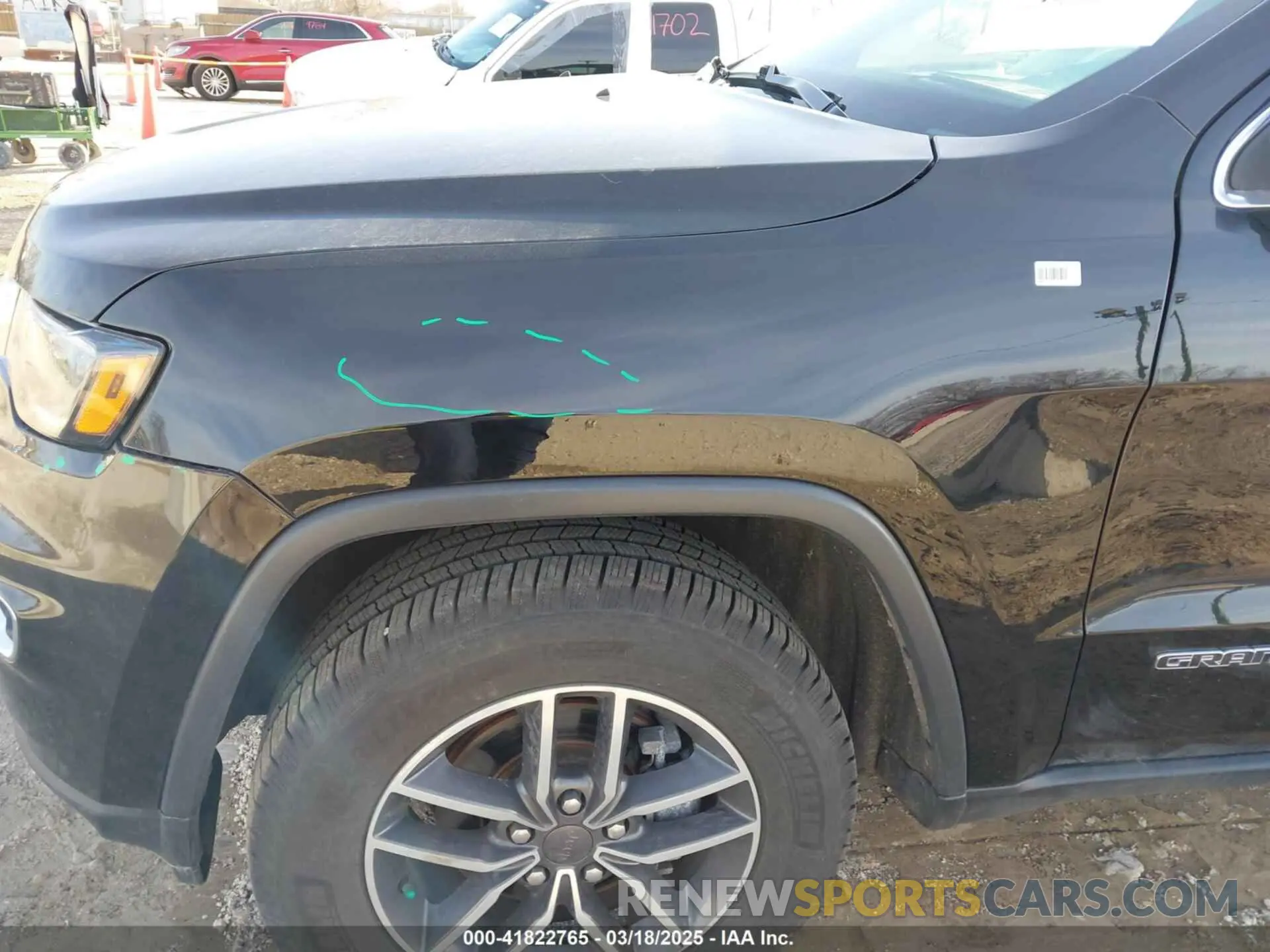 21 Photograph of a damaged car 1C4RJFBG7KC782834 JEEP GRAND CHEROKEE 2019