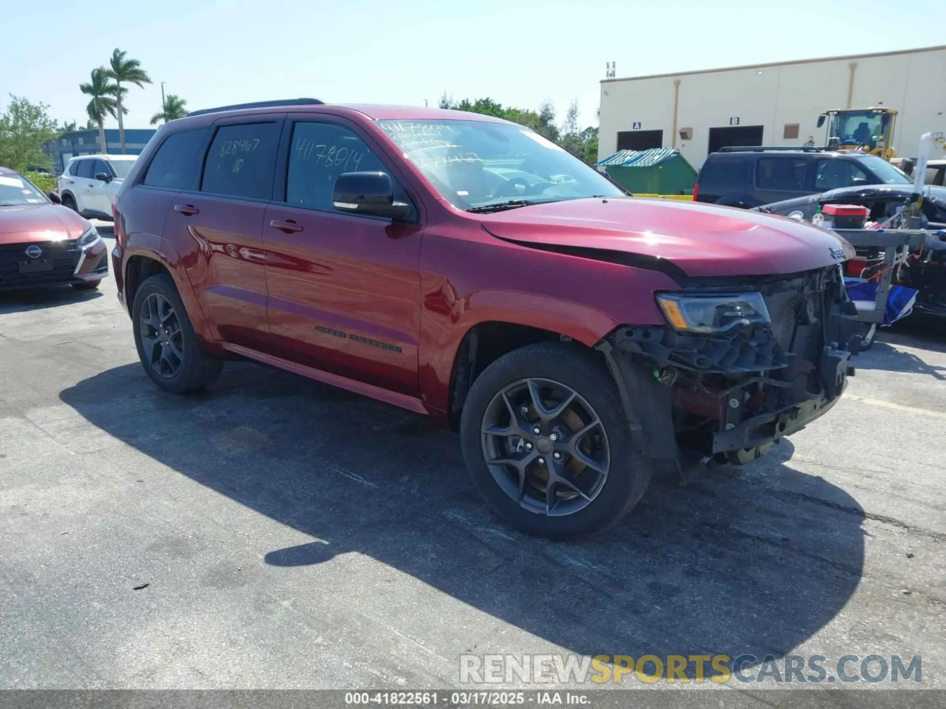 1 Photograph of a damaged car 1C4RJFBG7KC828467 JEEP GRAND CHEROKEE 2019