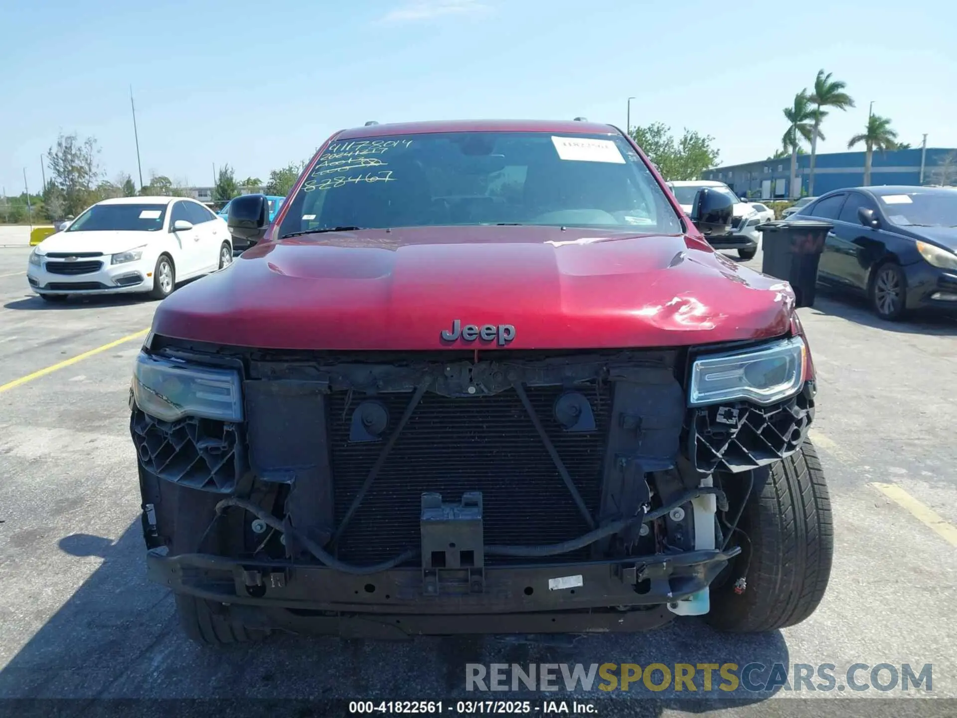12 Photograph of a damaged car 1C4RJFBG7KC828467 JEEP GRAND CHEROKEE 2019