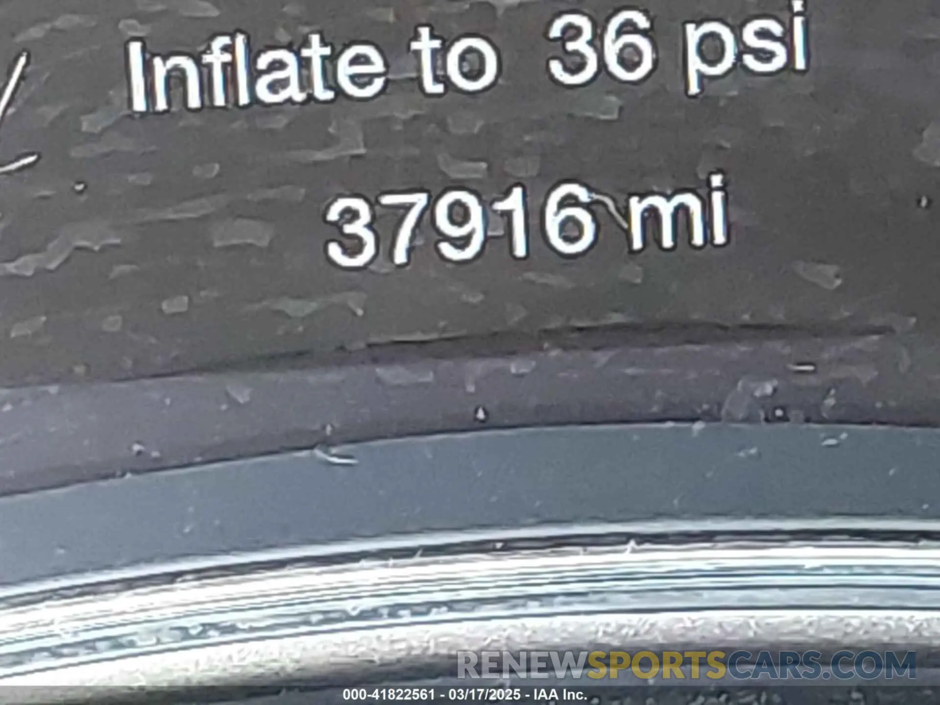 15 Photograph of a damaged car 1C4RJFBG7KC828467 JEEP GRAND CHEROKEE 2019